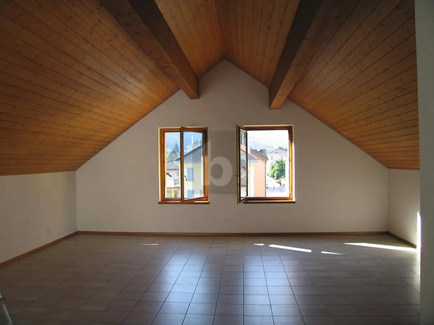 Appartamento in affitto - Foto 3 di 6