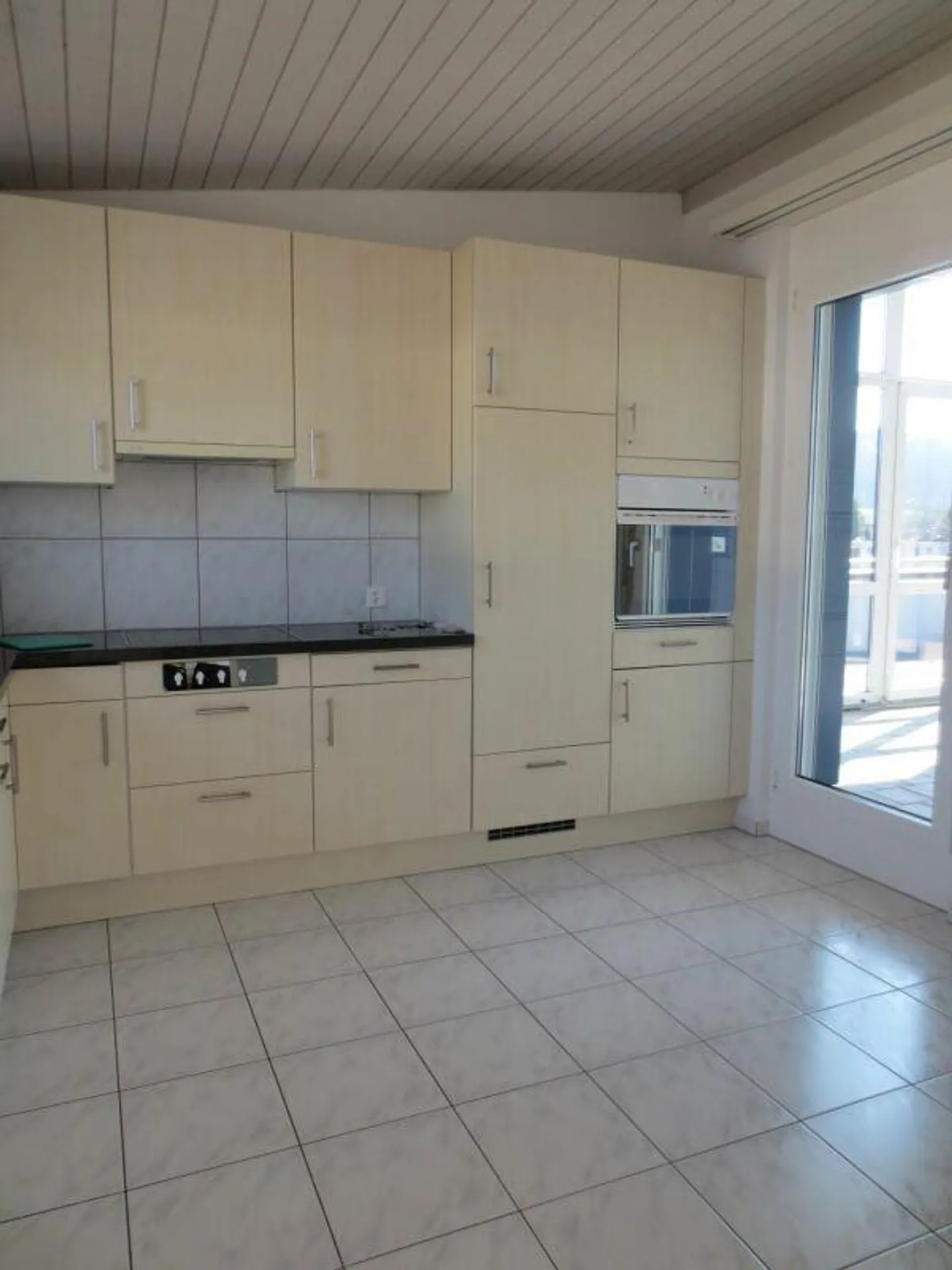 Appartamento attico 3.5 locali con giardino d'inverno - Foto 2 di 12