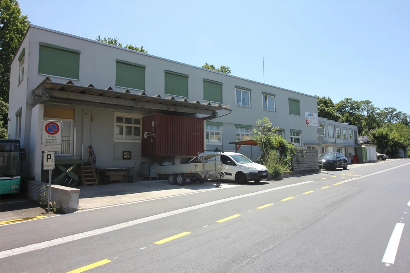 Freistehende Gewerbeliegenschaft - Foto 1 von 21