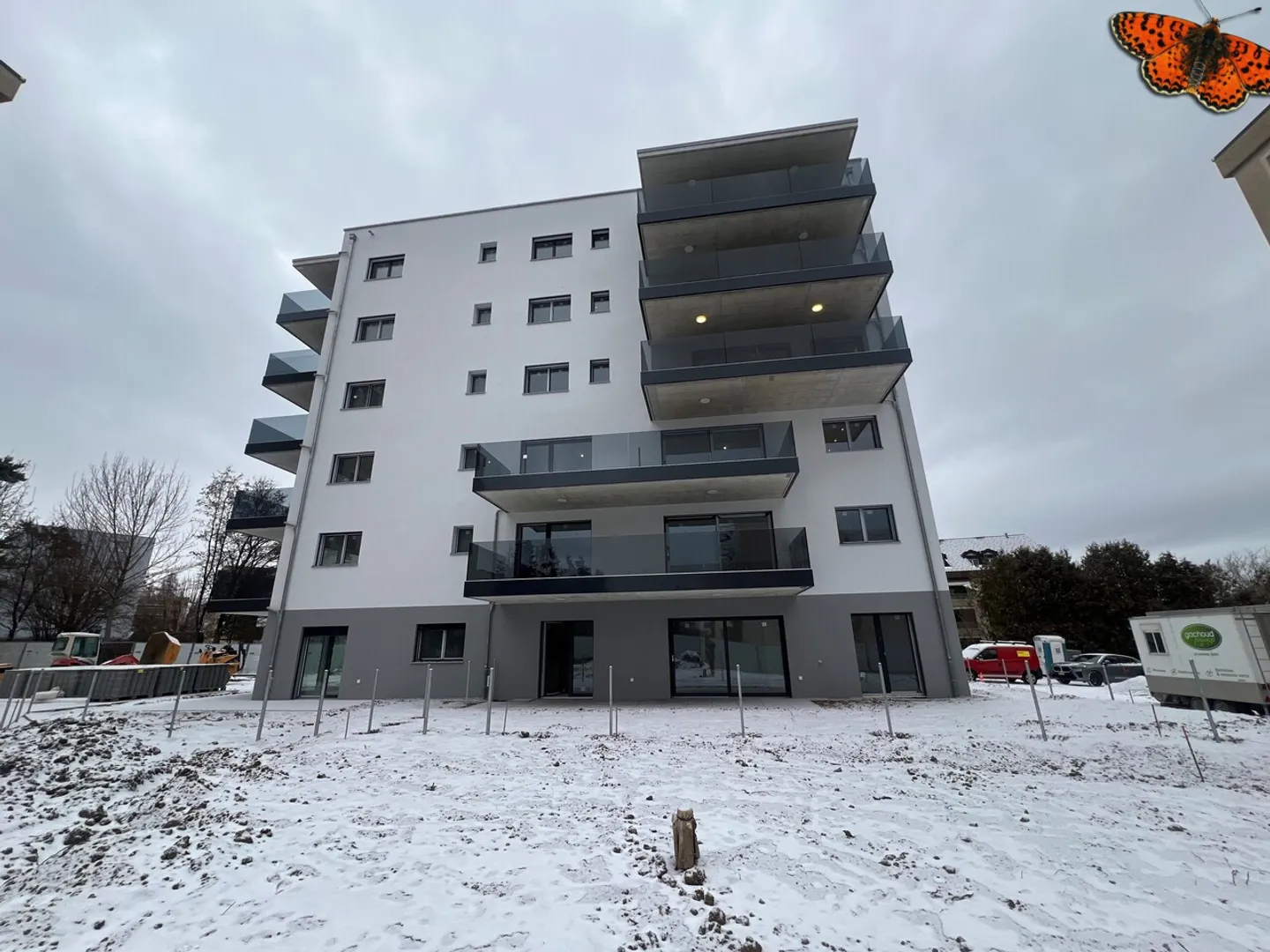 NUOVO - 3½ STANZE - BULLE CON GRANDE BALCONE! - Foto 1 di 8