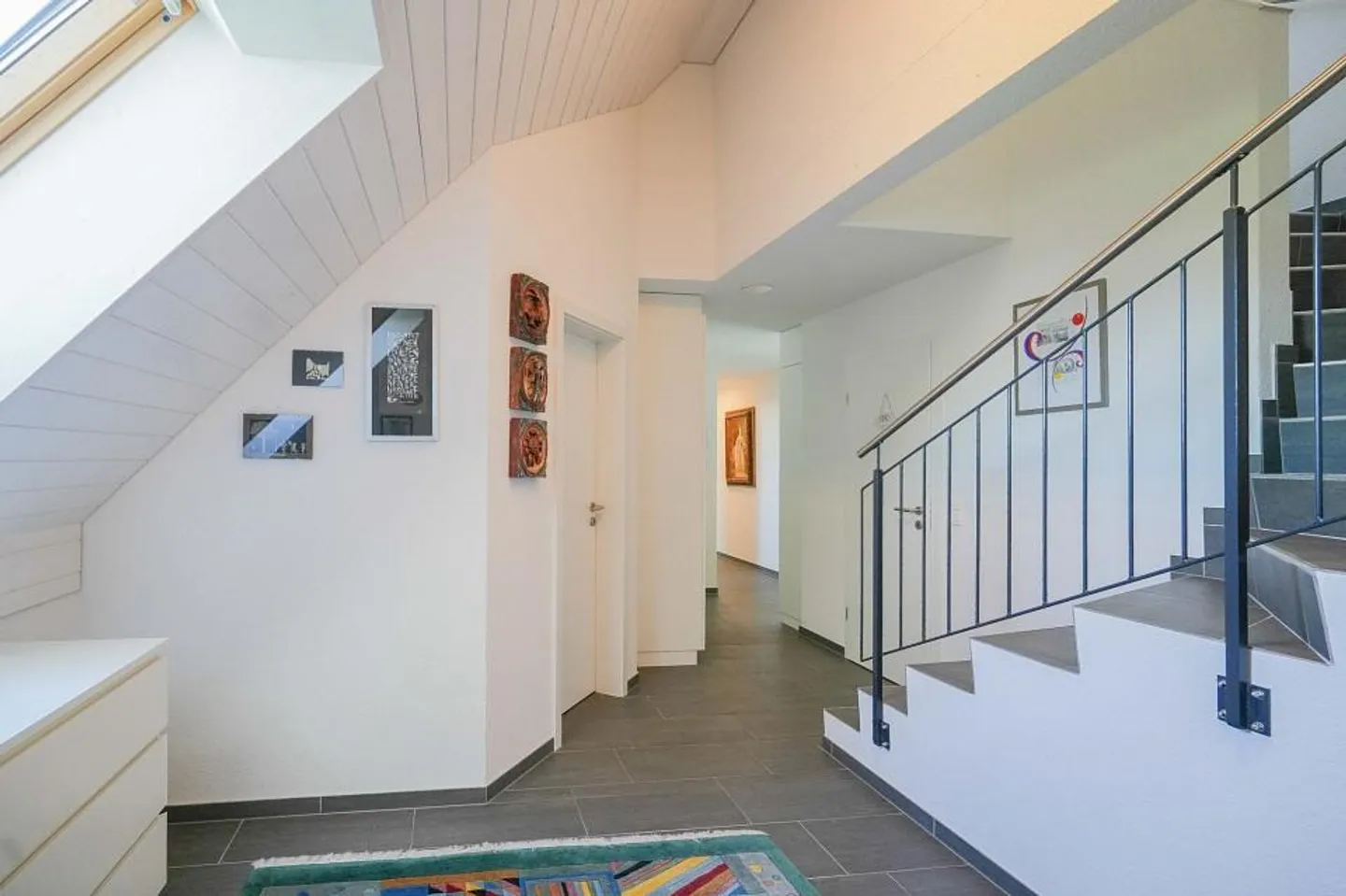 Generously living on two floors - 5.5 room maisonette apartment - Photo 11 of 13