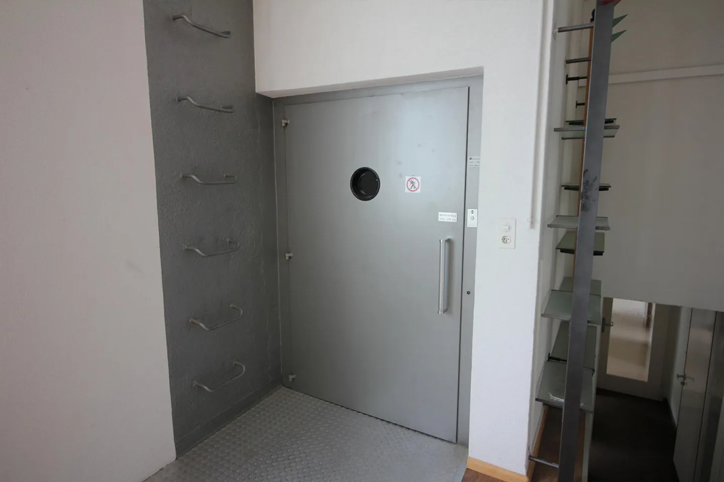 Freistehende Gewerbeliegenschaft - Foto 18 von 21