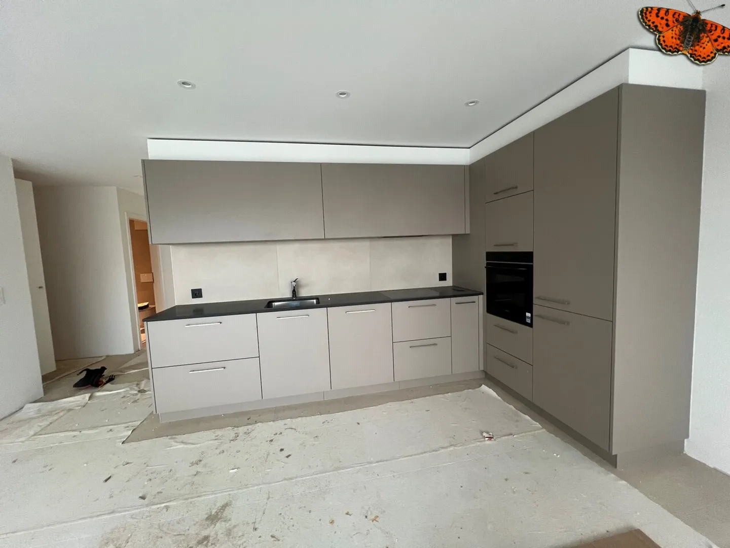 NUOVO - 3½ STANZE - BULLE CON GRANDE BALCONE! - Foto 4 di 8