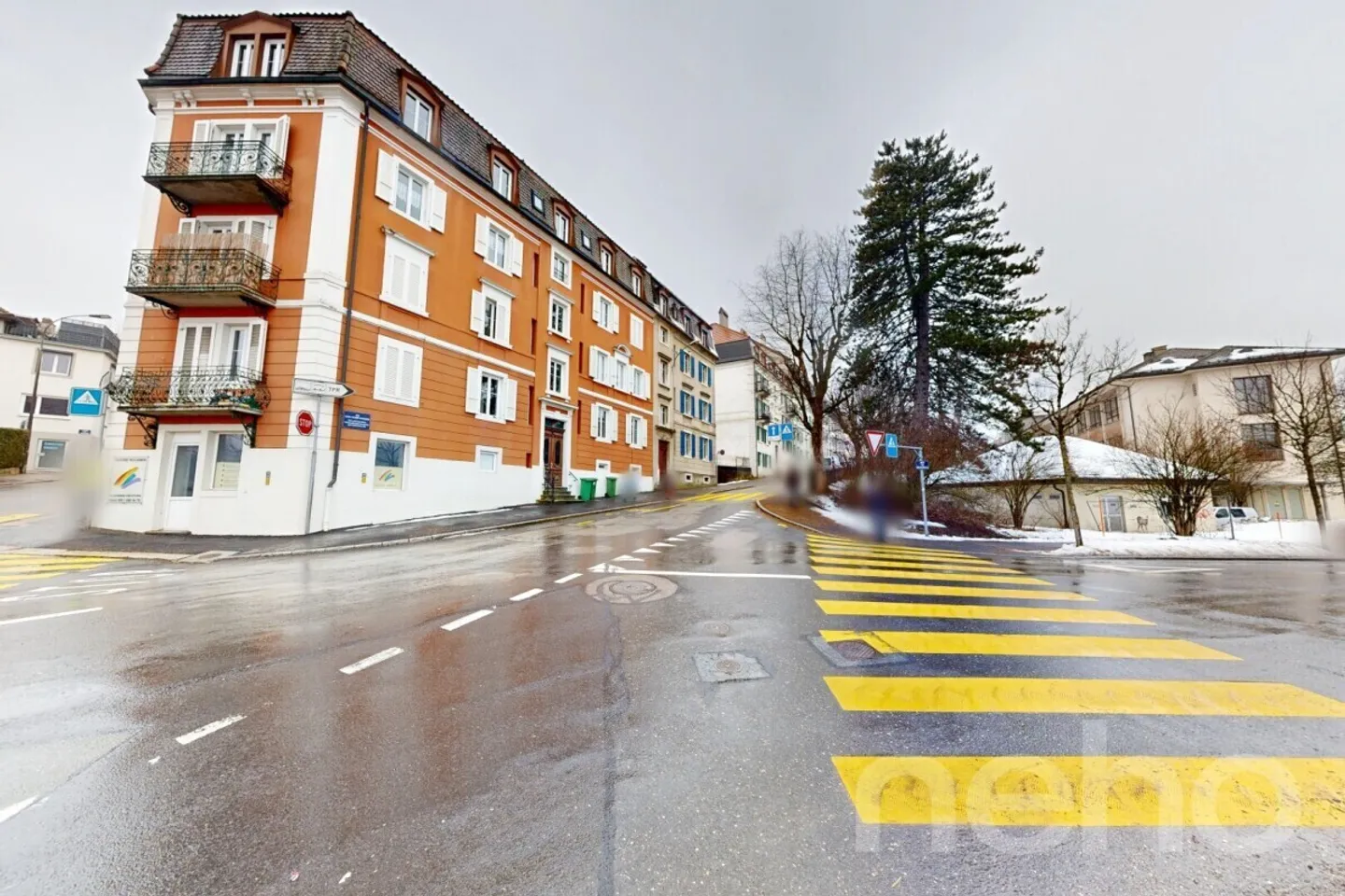 Immeuble d'investissement - Photo 2 sur 12