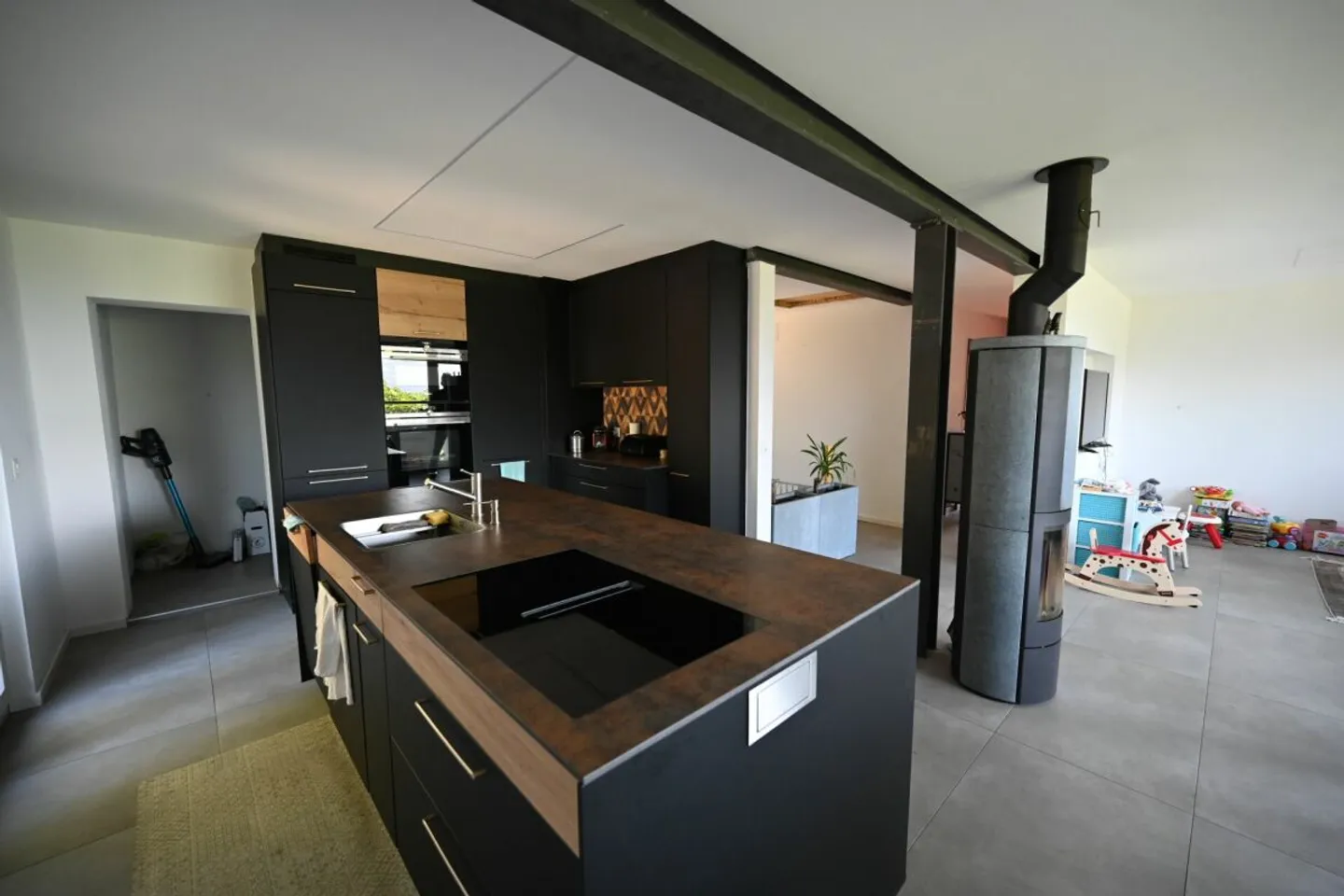 Spacious Villa in Grimisuat - Photo 4 of 12