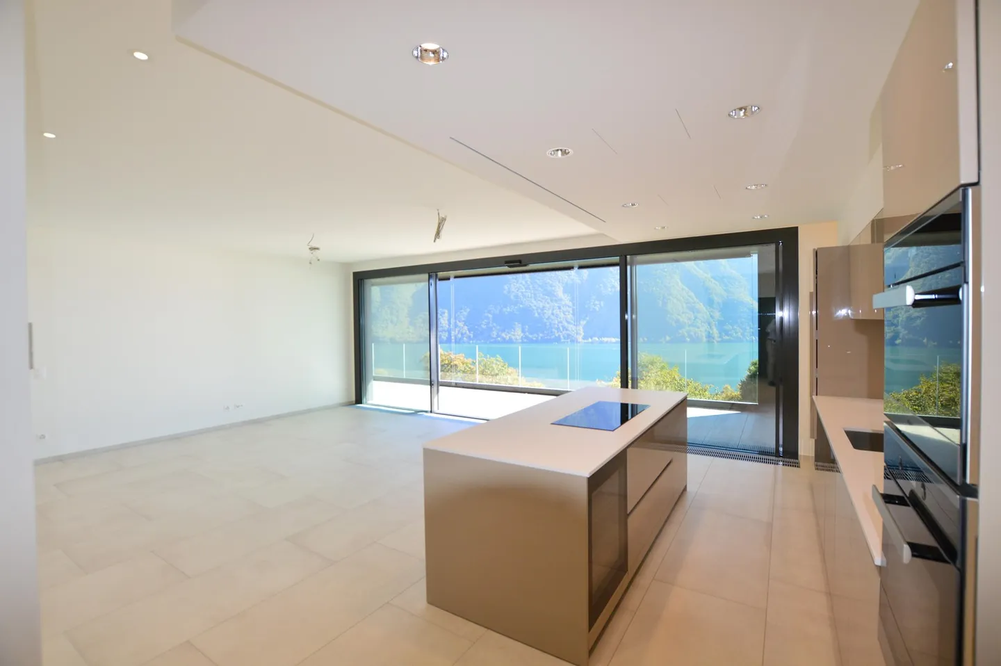 Luxury Apartment with Lake View - Photo 1 of 6