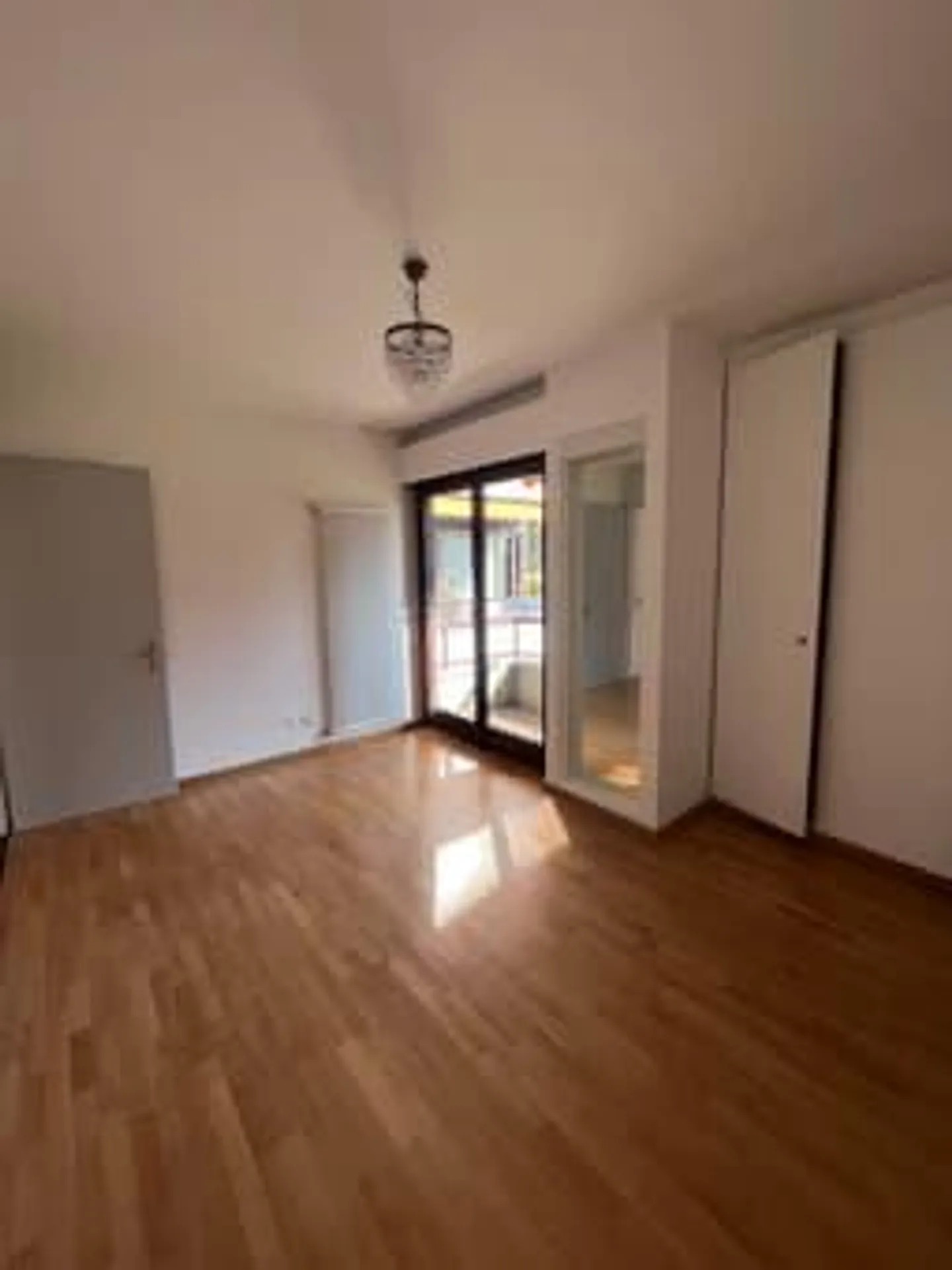 Appartement 2,5 pièces - Photo 4 sur 5