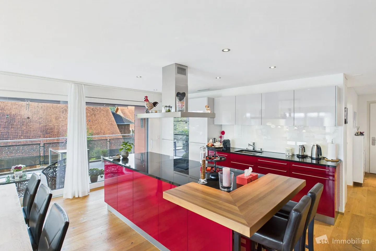 Space for the whole family - Photo 2 of 17