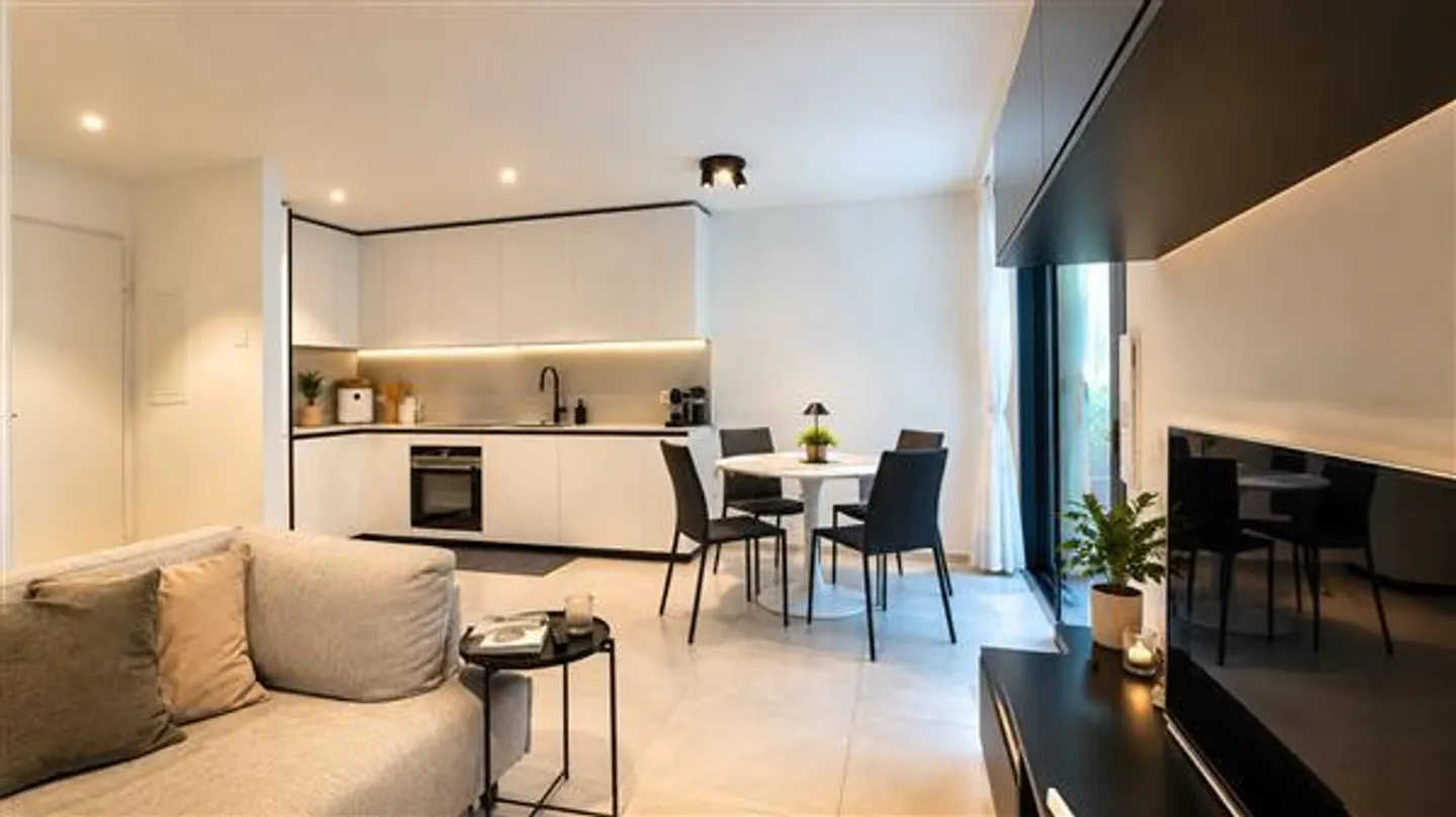 Montagnola: Möblierte Wohnung 2.5 Zimmer - Foto 2 von 8