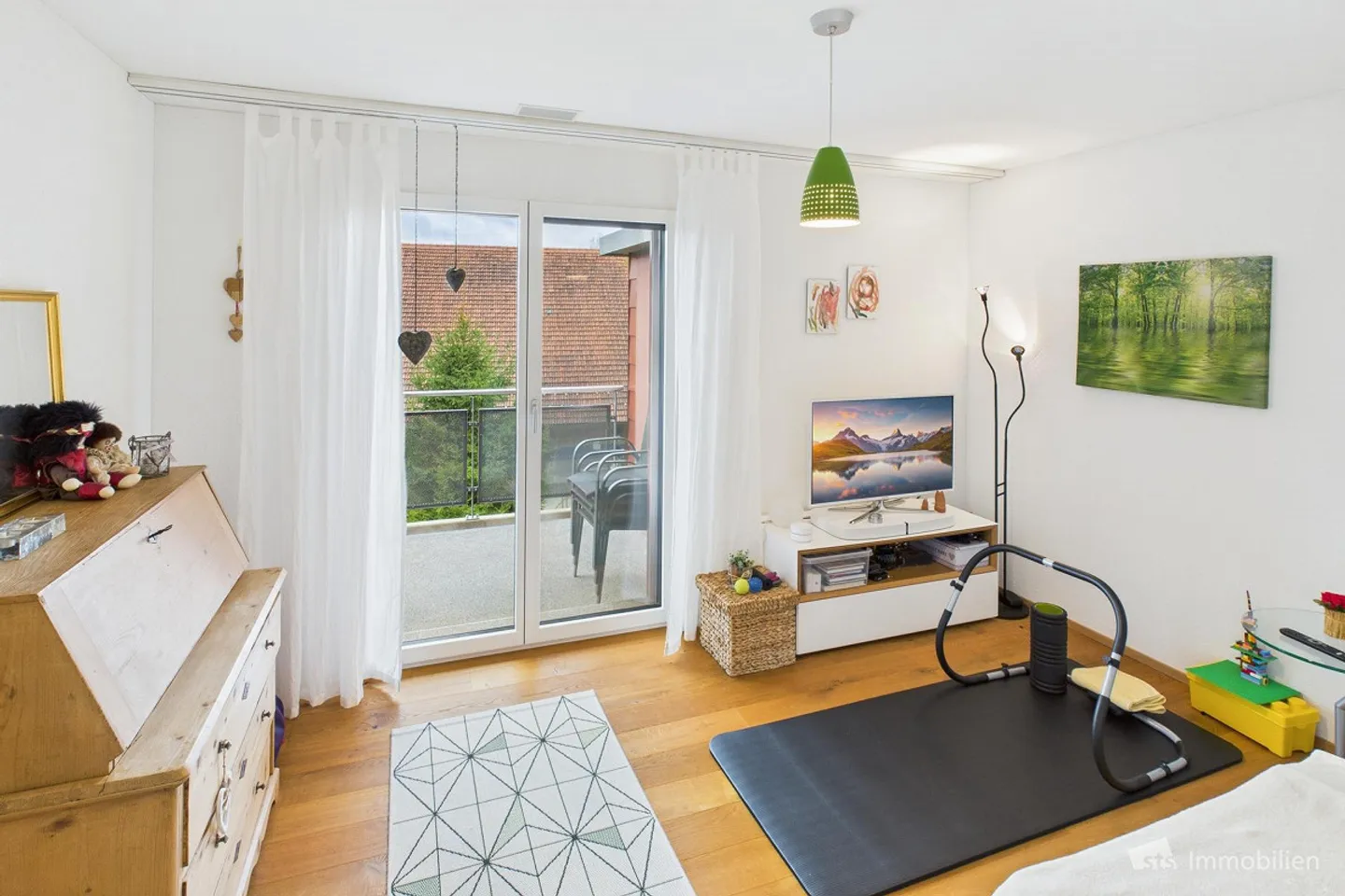 Space for the whole family - Photo 9 of 17