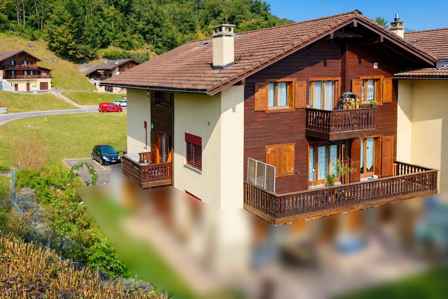 Geräumige Wohnung mit Balkonen - Foto 2 von 14