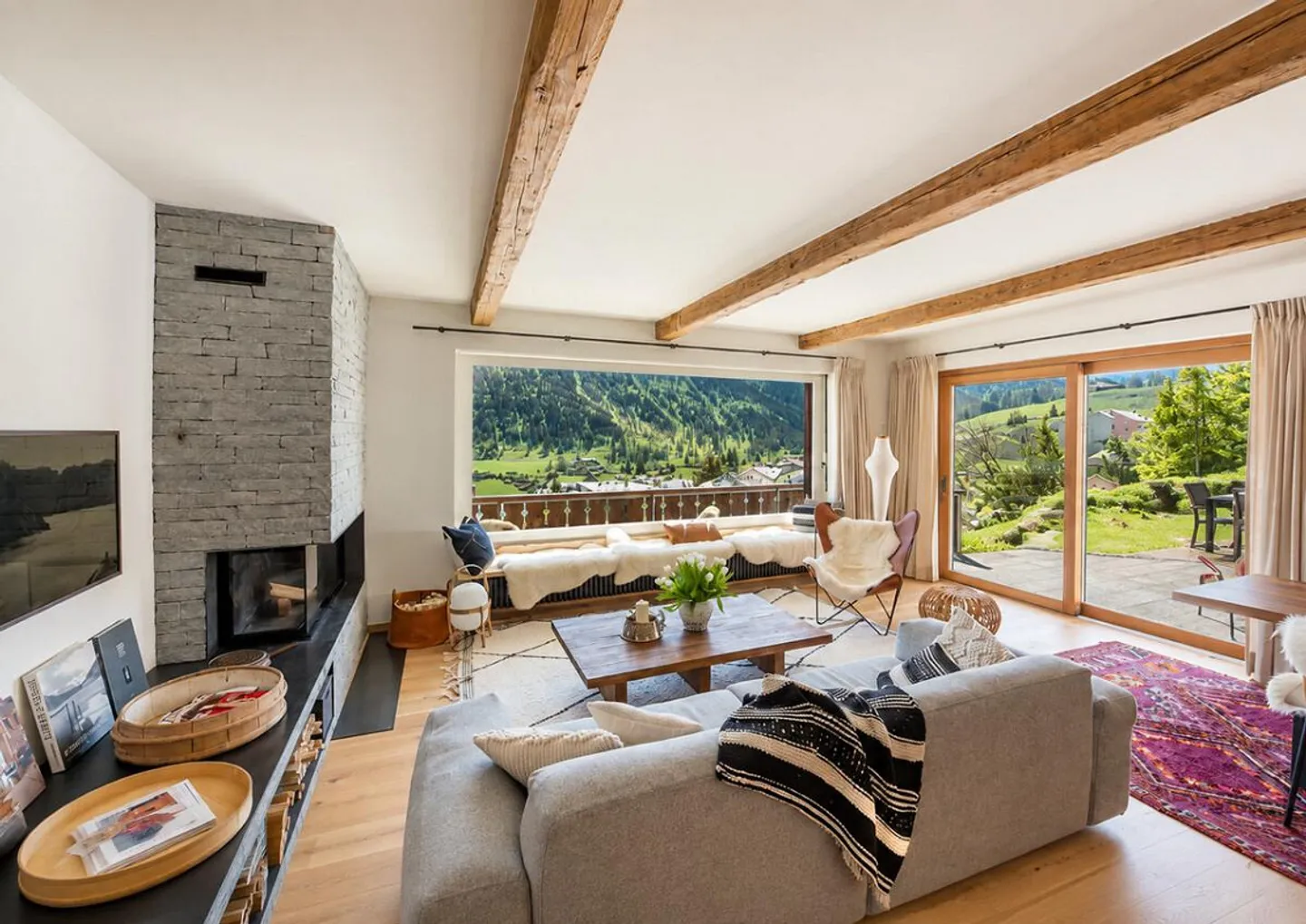 Charmantes Chalet mit Bergsicht - Foto 1 von 7