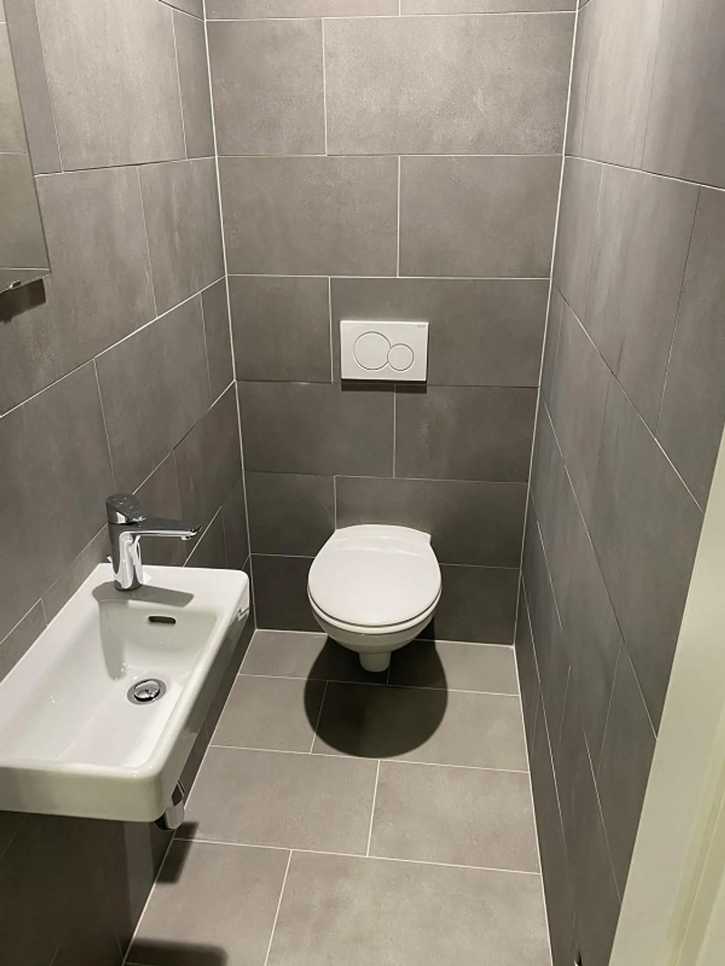 Bureau et espaces administratifs de 197 m2 au 5ème étage à Genève à louer - Photo 5 sur 5