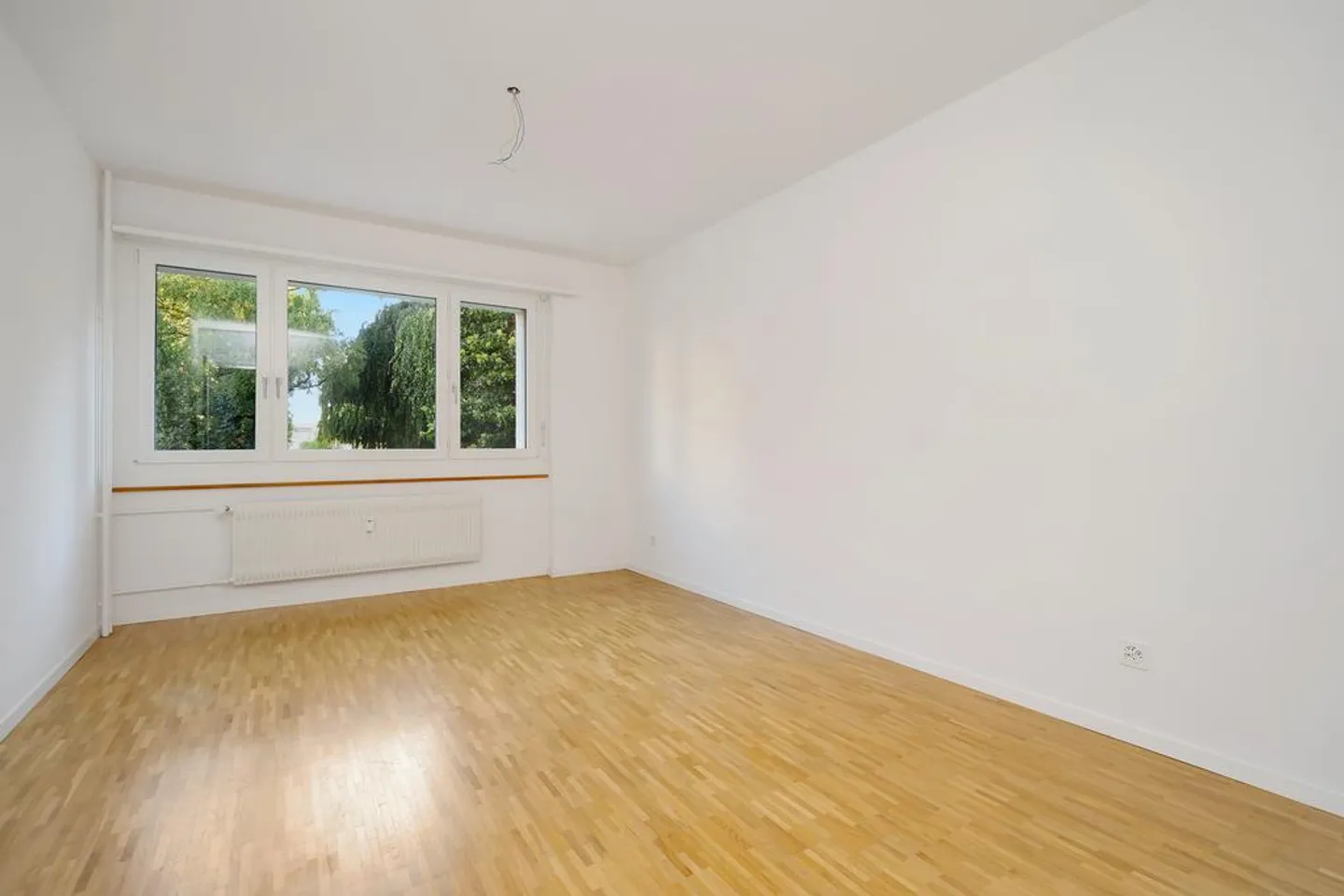 APARTMENT IN A CENTRAL LOCATION - Photo 7 of 10
