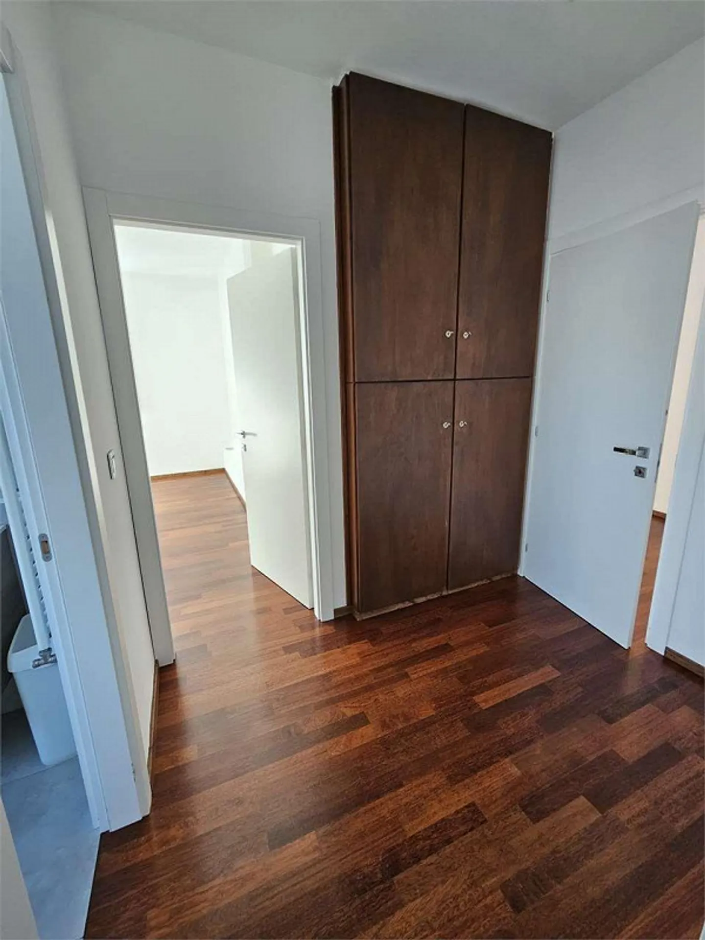 Lugano centro, ufficio con ampio terrazzo - Foto 12 di 13