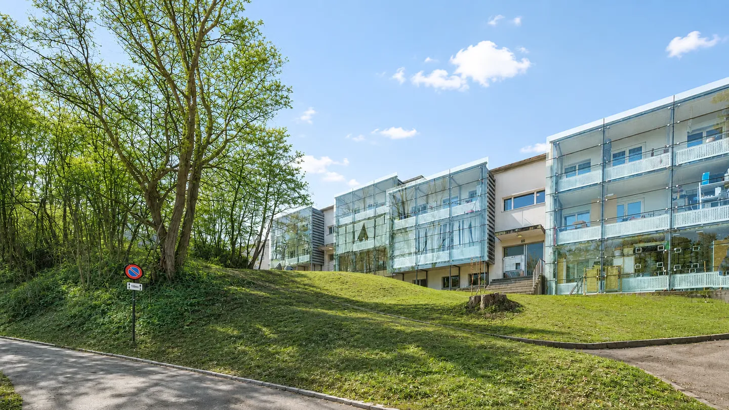 Helle Wohnung mit Seeblick - Foto 1 von 10