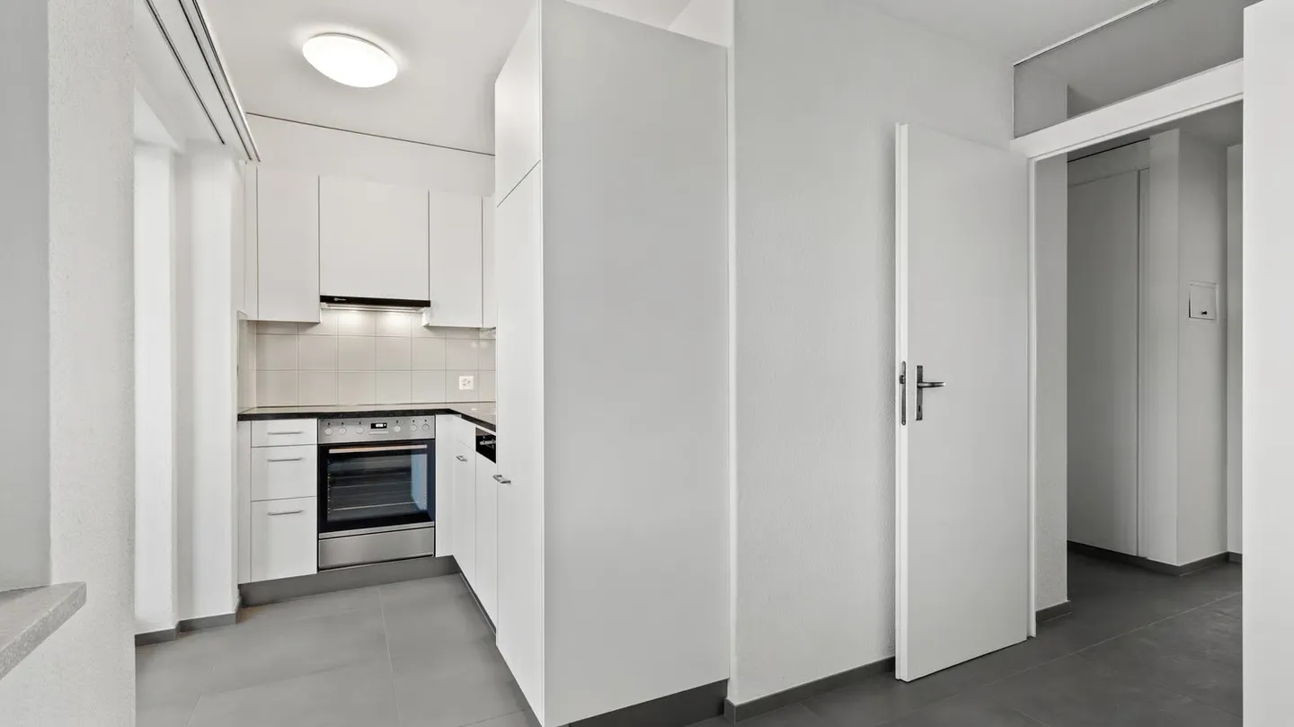 Helle Wohnung mit Seeblick - Foto 3 von 10
