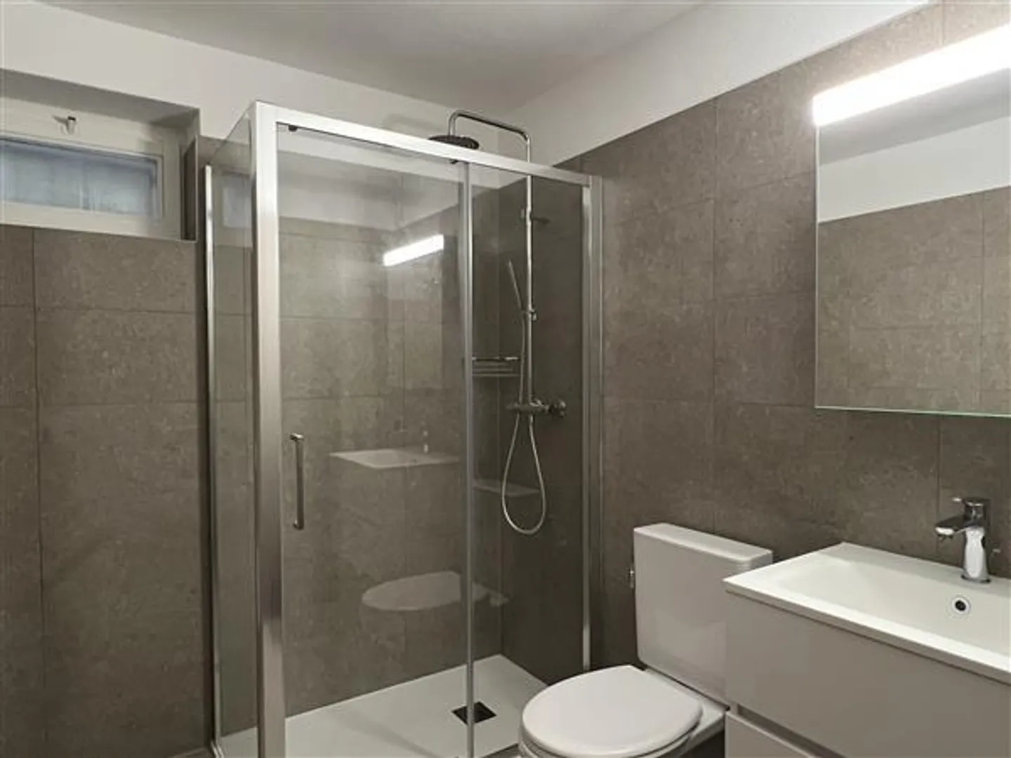 Lugano: 3,5-Zimmer-Wohnung - Foto 10 von 12