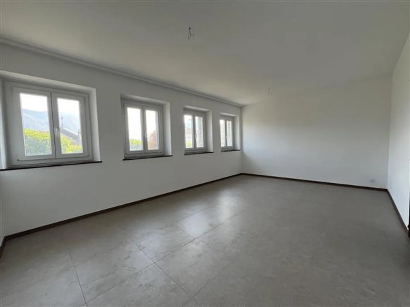 Lugano: 3,5-Zimmer-Wohnung - Foto 11 von 12