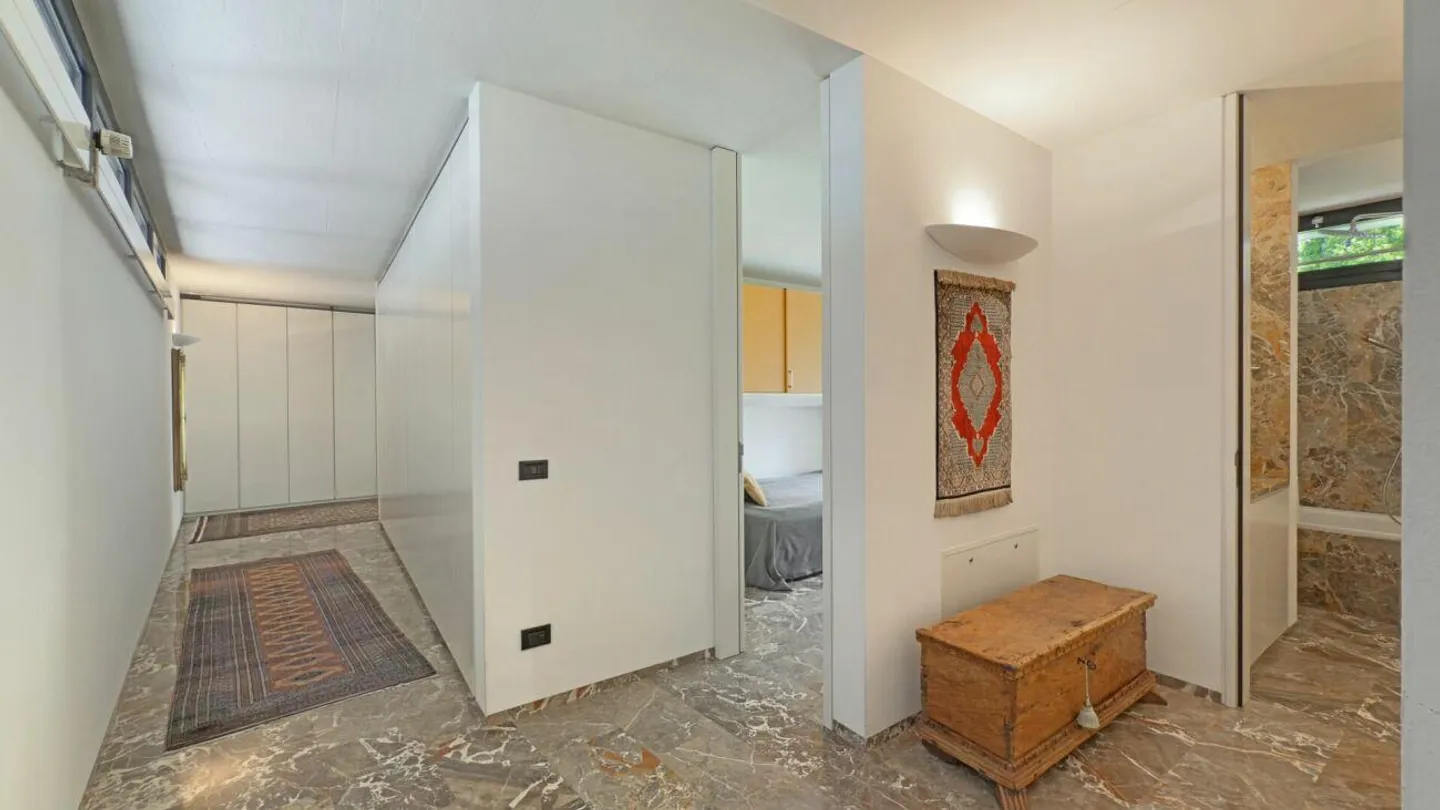 Gudo - Modern Villa - Photo 9 of 14
