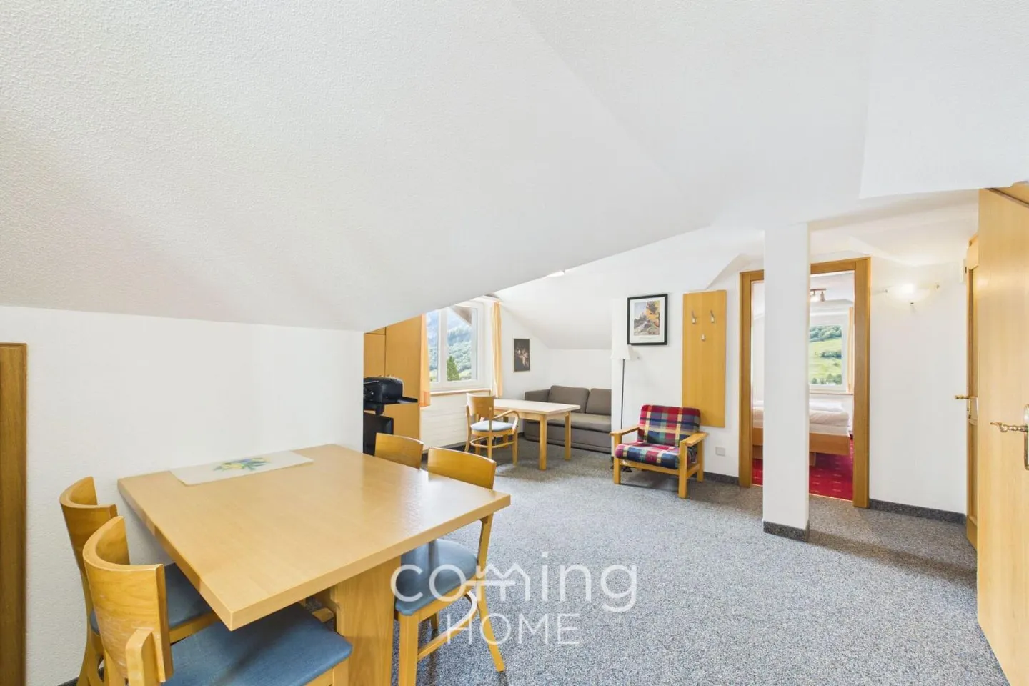 Attractive 2.5 room apartment in Leukerbad with magnificent Alpine panorama - Photo 2 of 8