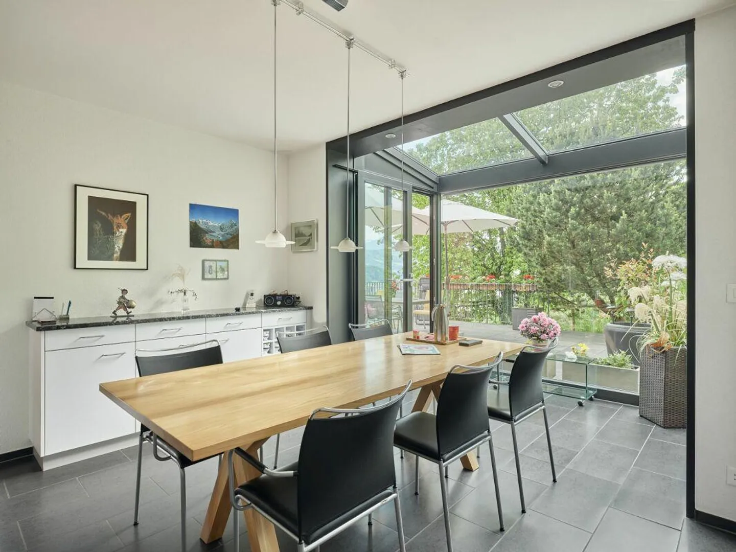 A Retreat with Plenty of Privacy - Photo 5 of 16