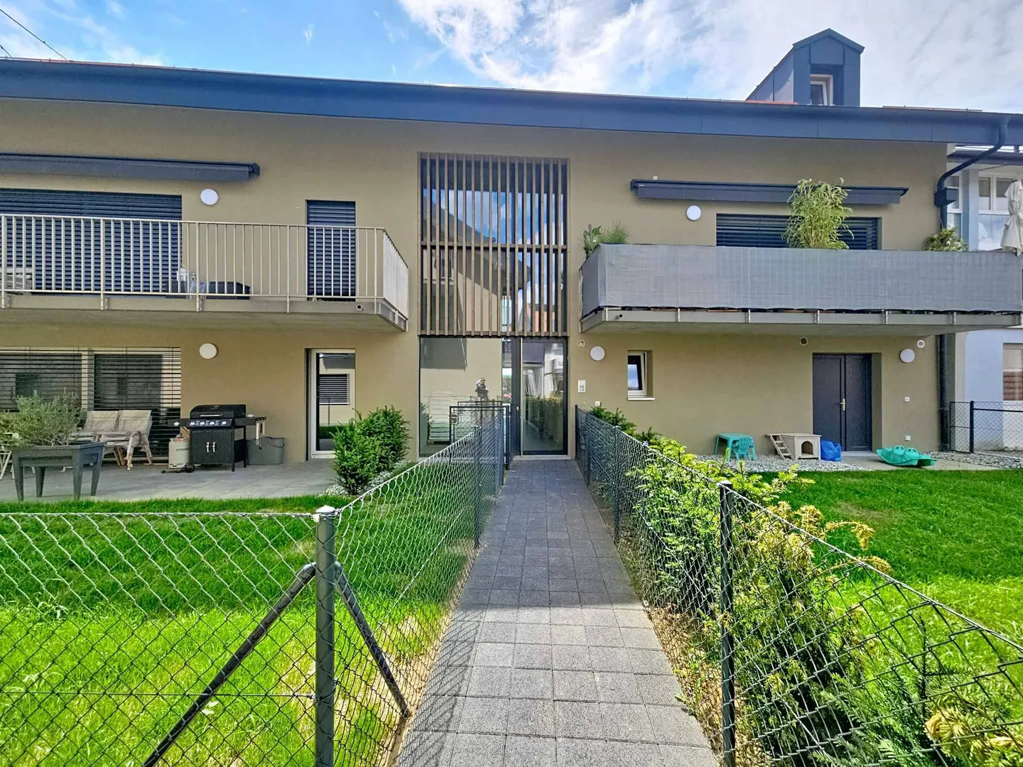 Nouvel appartement de 3,5 pièces avec balcon - Photo 2 sur 13