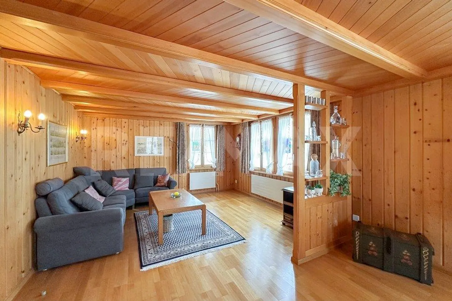 Detached Family House in the Heart of Romoos - Photo 3 of 13