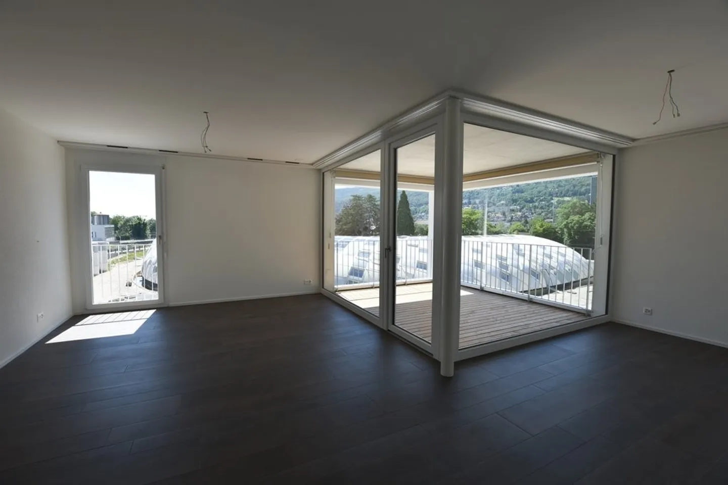 Appartamento moderno di 3,5 locali in affitto al Jardin du Paradis - Foto 1 di 12