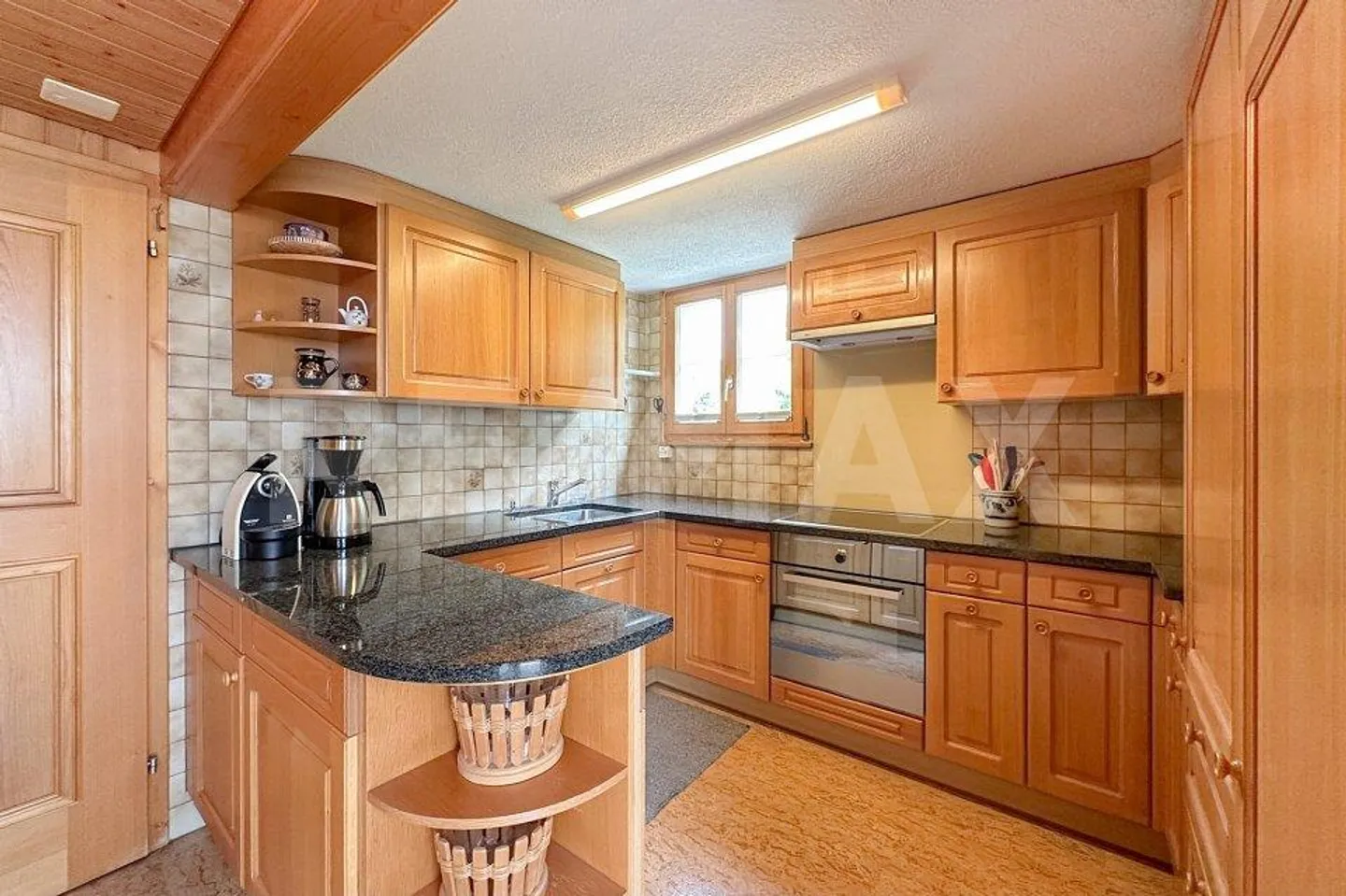 Detached Family House in the Heart of Romoos - Photo 5 of 13