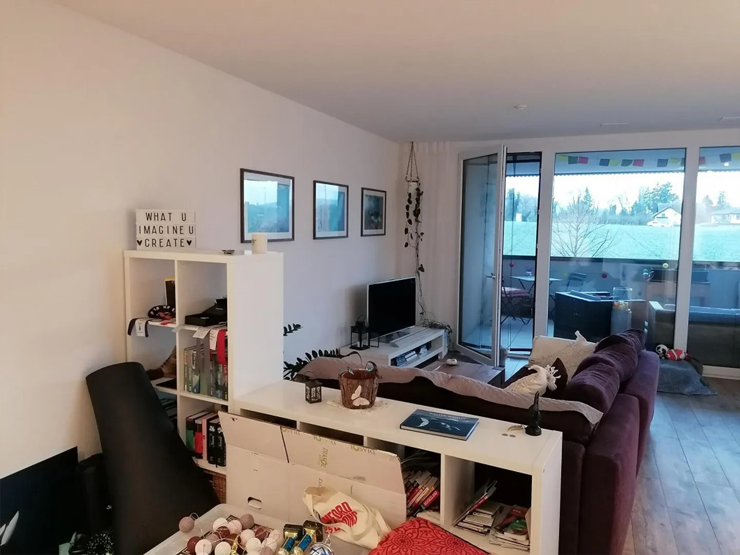 Beautiful modern apartment - Photo 4 of 13