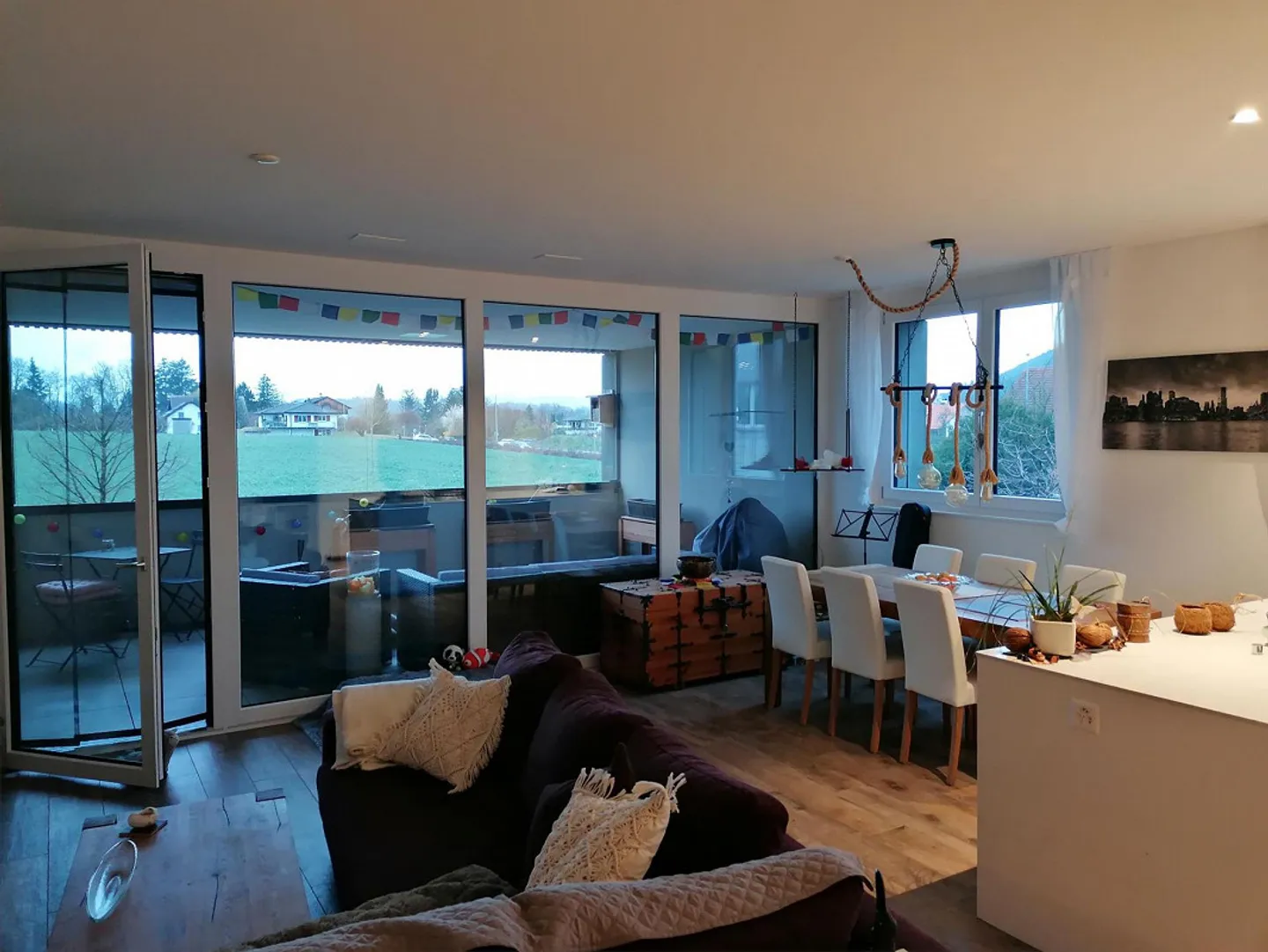 Beautiful modern apartment - Photo 6 of 13