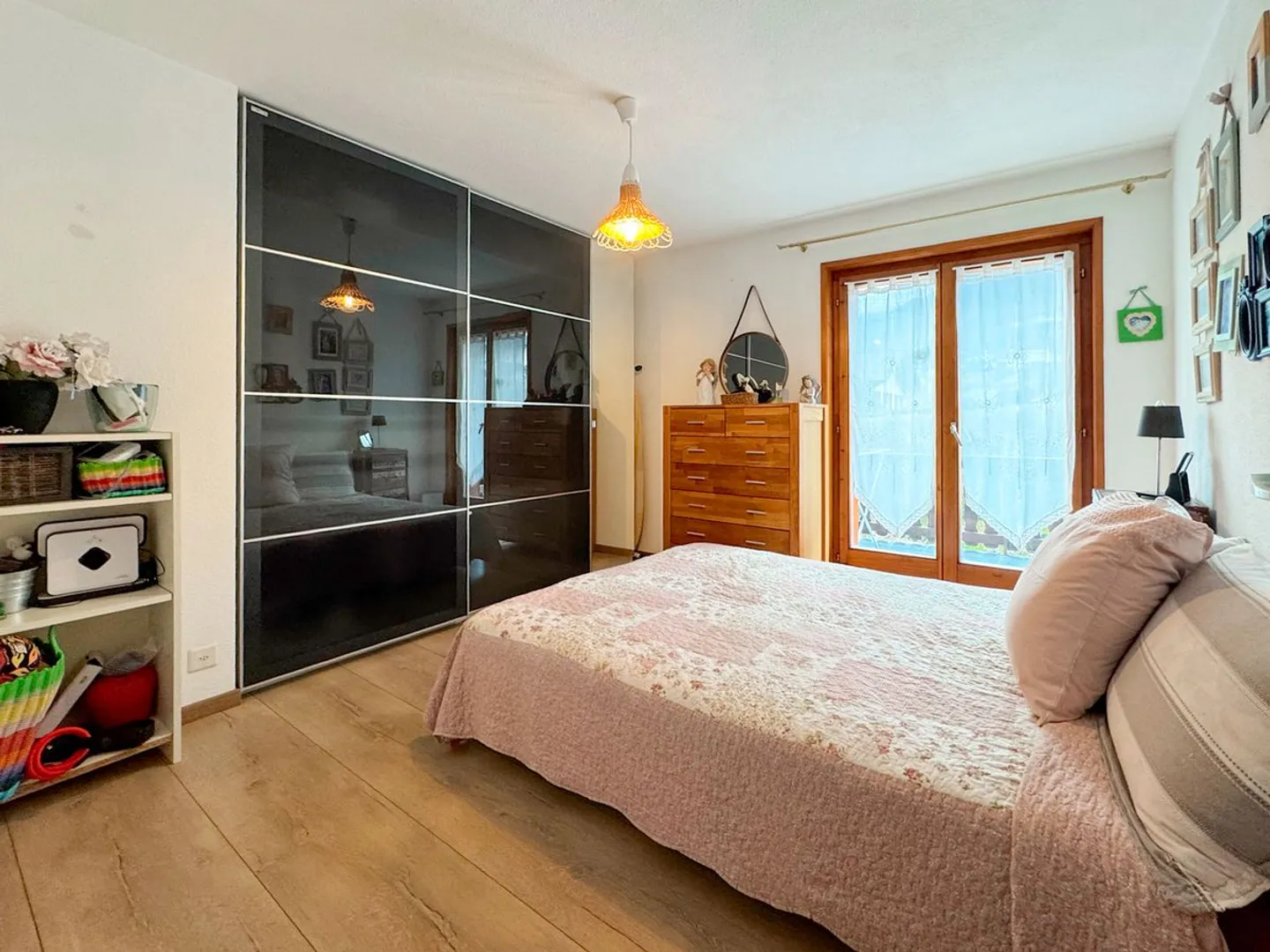 Geräumige Wohnung mit Balkonen - Foto 14 von 14