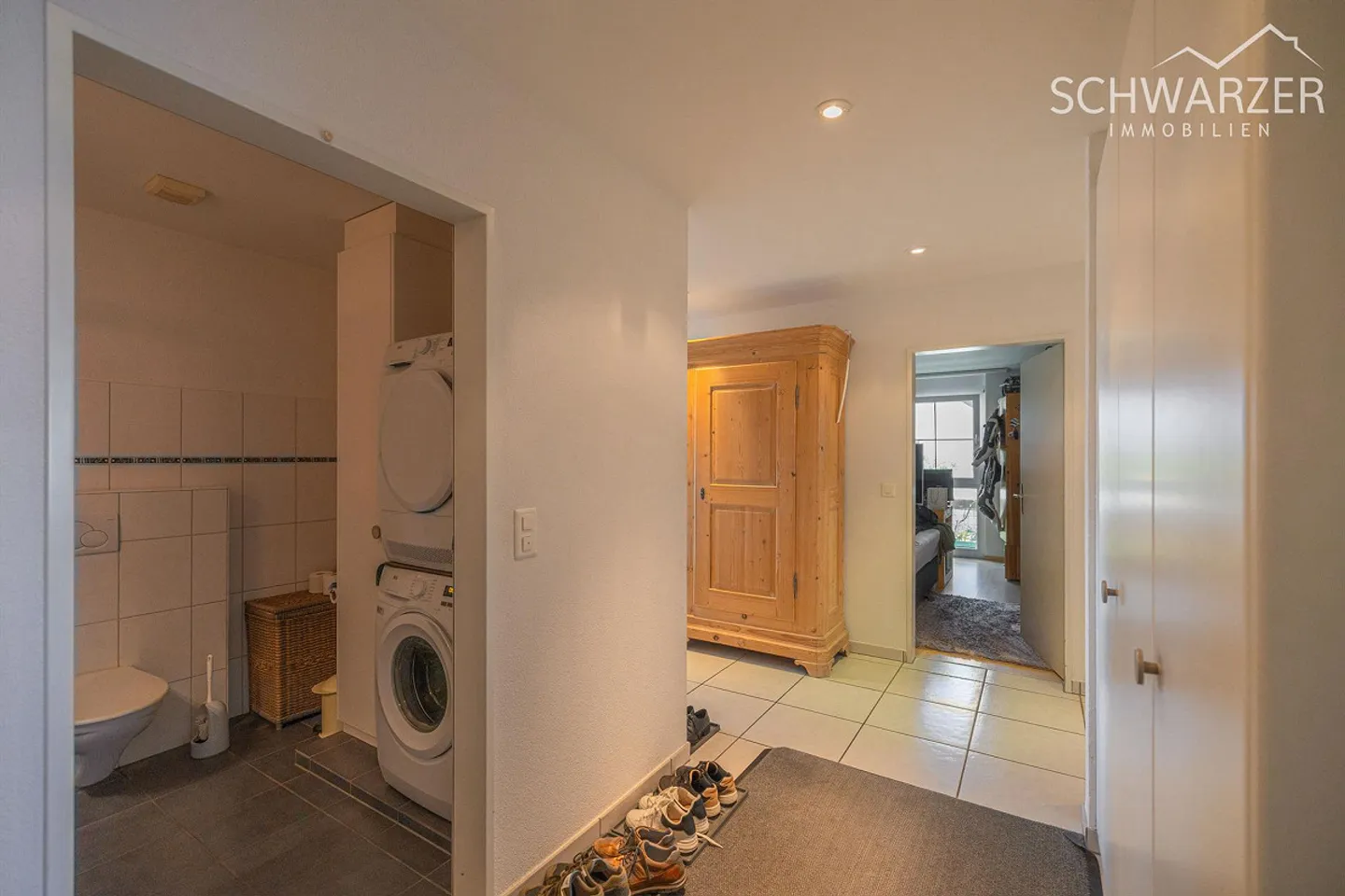Arriver, vivre et se sentir bien - Appartement ensoleillé de 5,5 pièces avec vue dégagée, jardin et qualité de vie - Photo 8 sur 21