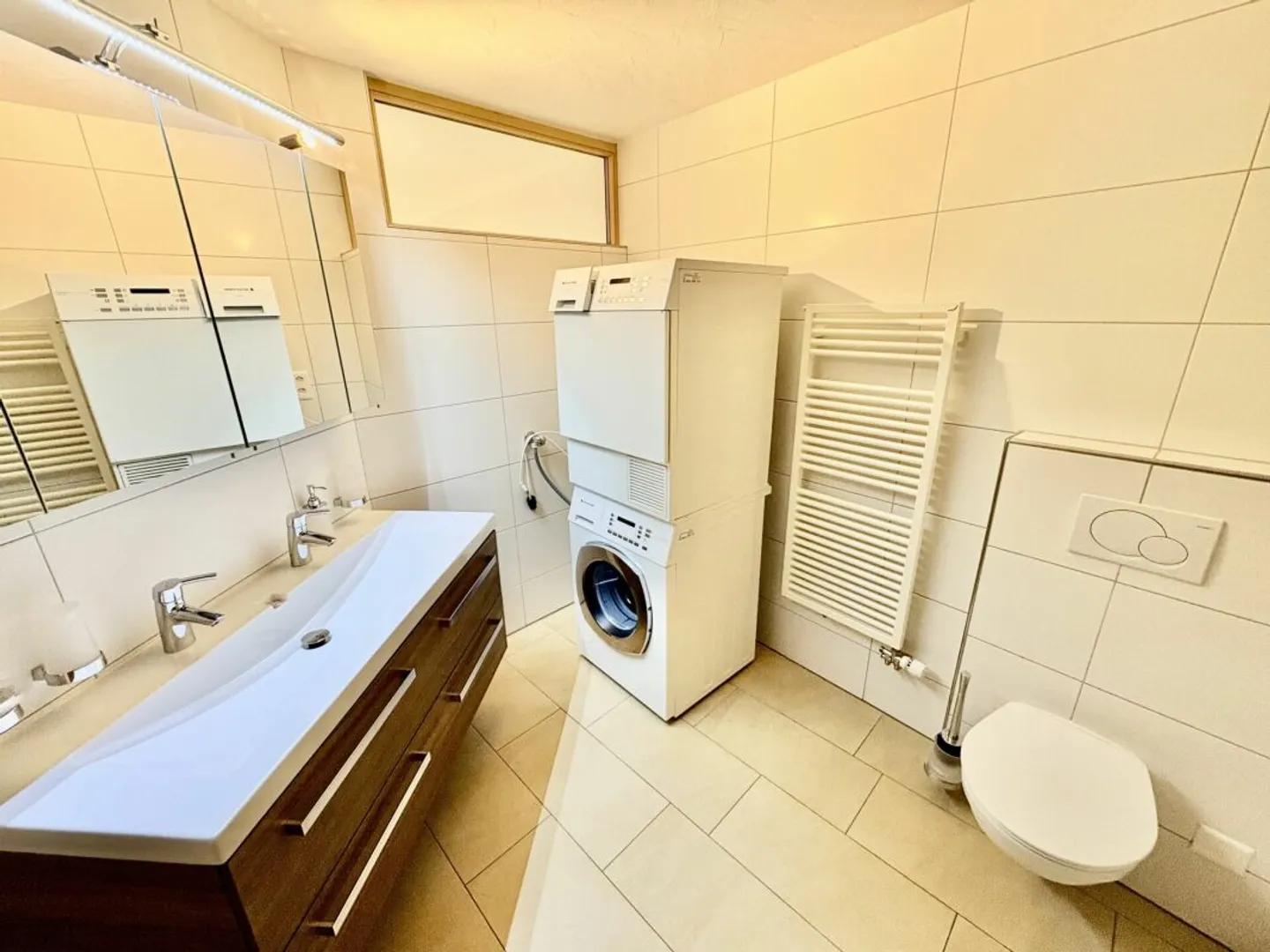 Geräumiges Zweifamilienhaus in der Natur - Foto 25 von 25