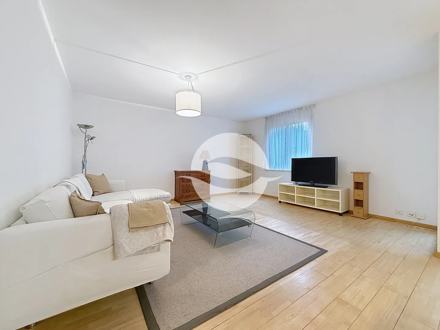 Möbliertes Apartment mit Garten - Foto 2 von 9