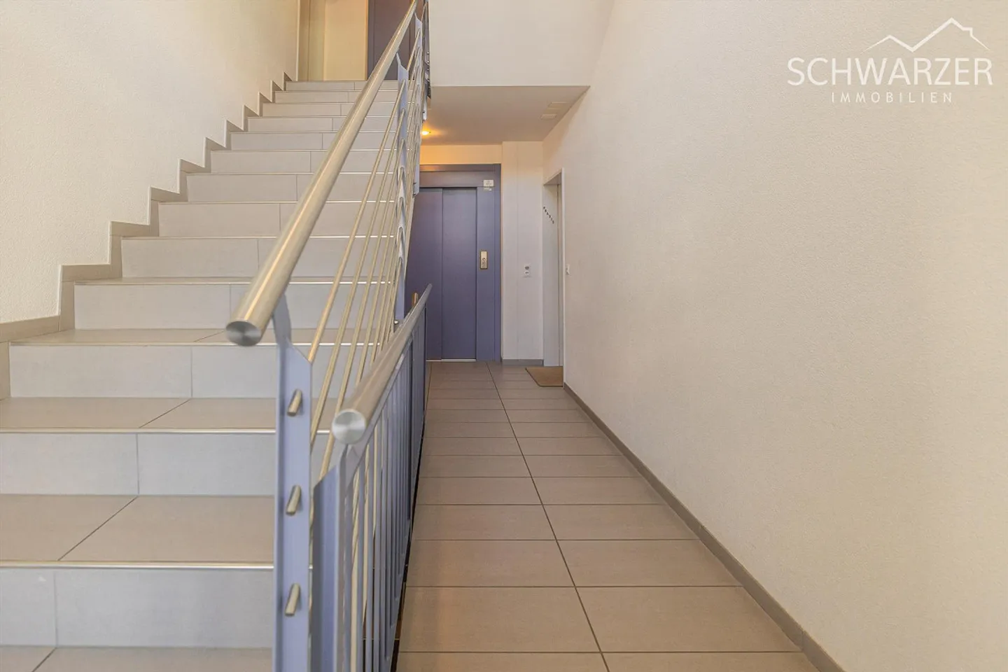 Arriver, vivre et se sentir bien - Appartement ensoleillé de 5,5 pièces avec vue dégagée, jardin et qualité de vie - Photo 17 sur 21
