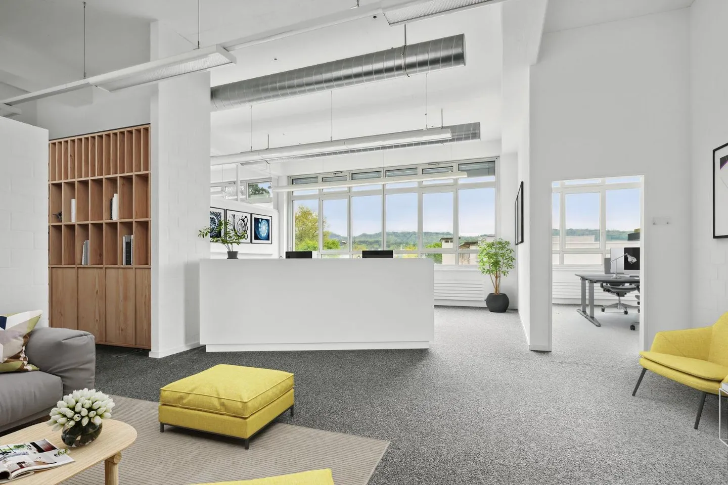 Modernes Büro mit Seesicht - Foto 1 von 7
