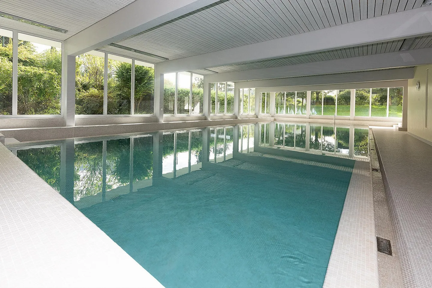 5.5-room apartment in a quiet location with a view - Photo 7 of 10
