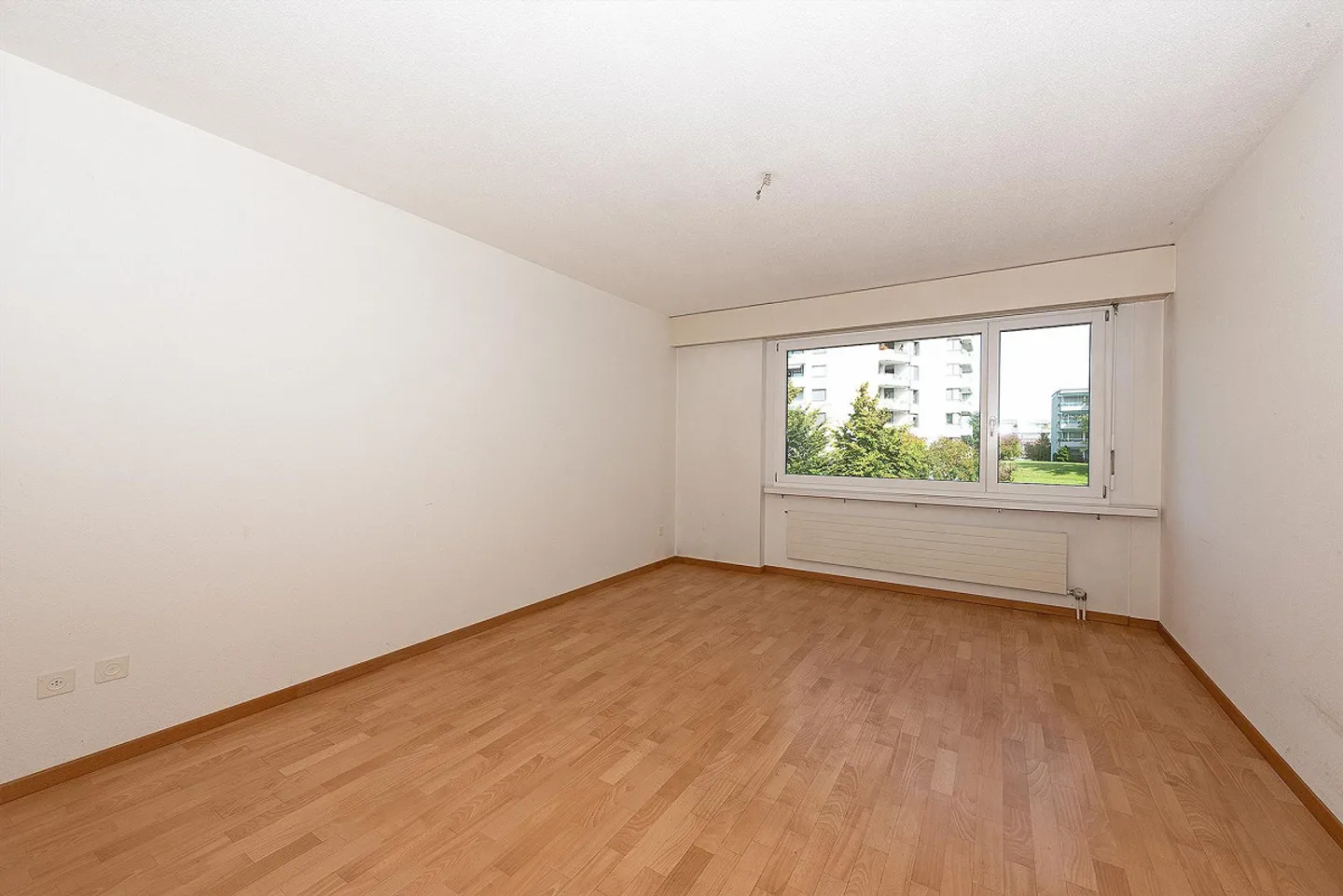 5.5-room apartment in a quiet location with a view - Photo 8 of 10