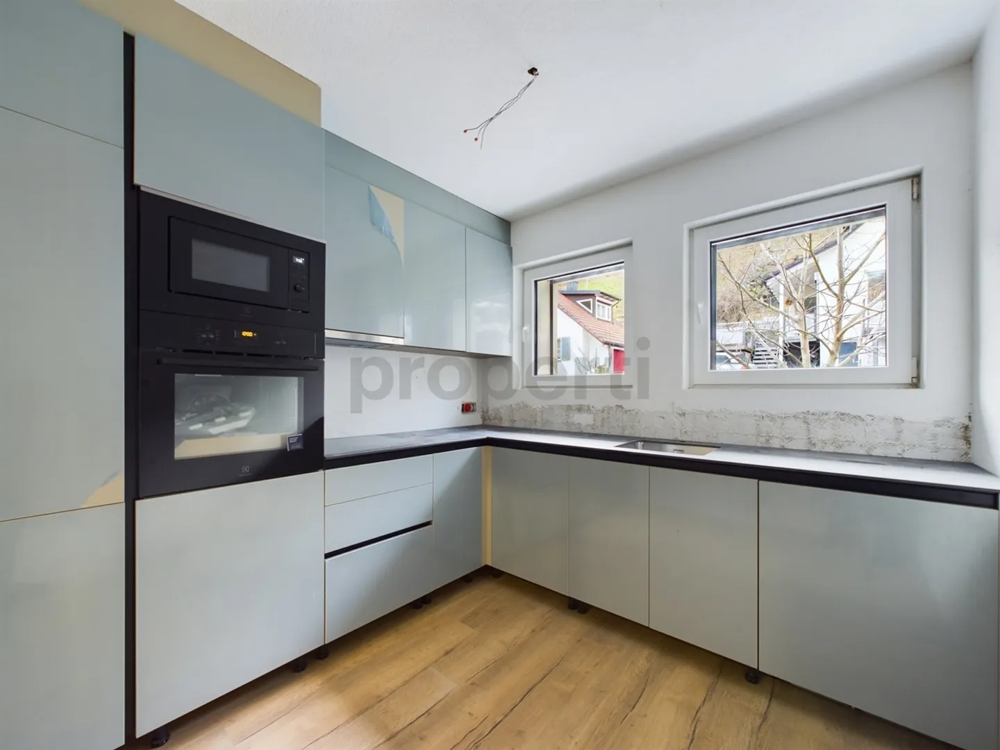 Stillvolle und renovierte 4.5-Zimmer Wohnung in Waldenburg - Foto 2 von 9
