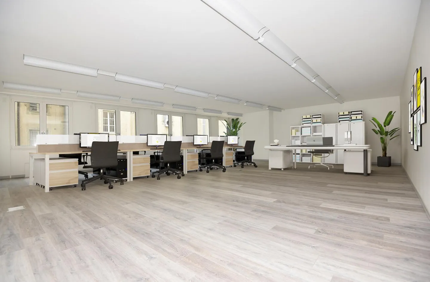 Offices in a magnificent building in the old town - Photo 3 of 7