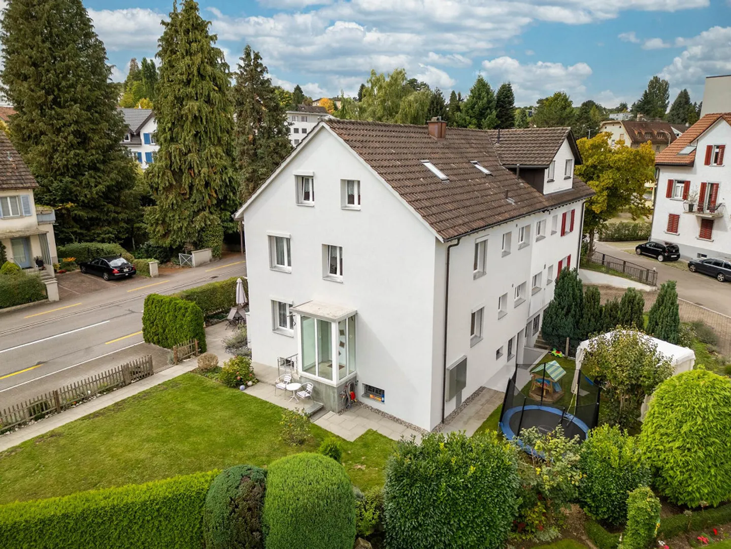 Maison trifamiliale au cœur de Kreuzlingen - Photo 2 sur 6