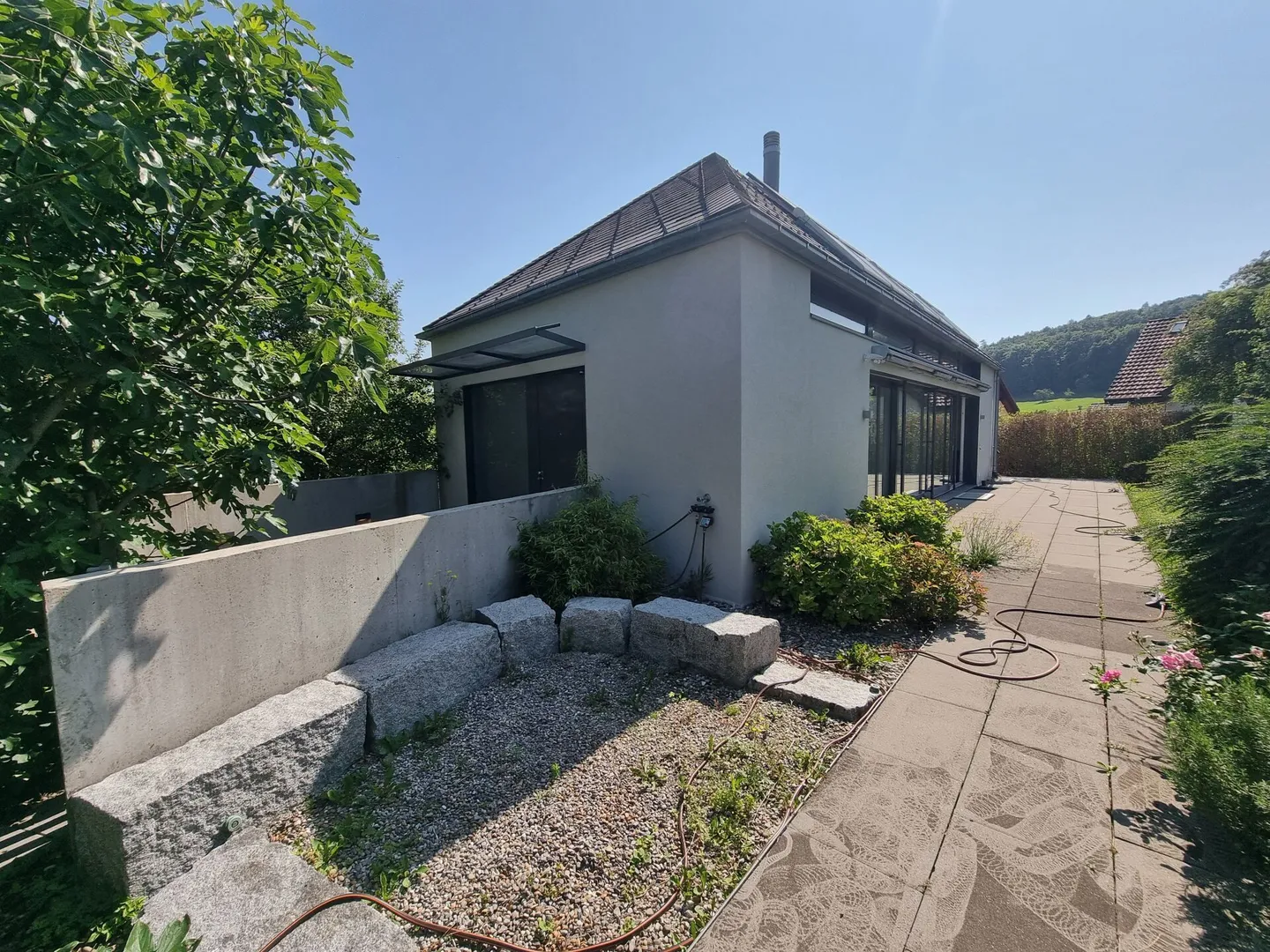 Villa architettonica moderna con piscina! - Foto 14 di 30