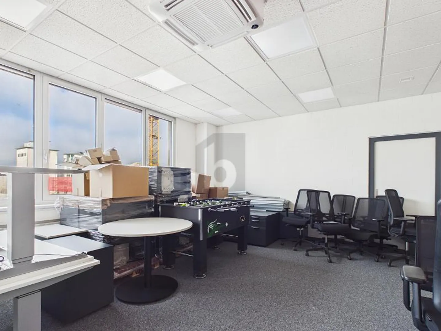 SPACIEUX AVEC VUE - Photo 3 sur 6