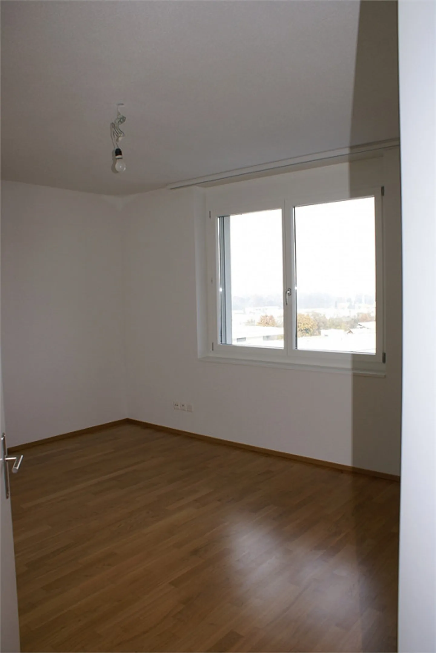 Geräumige Attikawohnung mit Terrasse - Foto 12 von 16