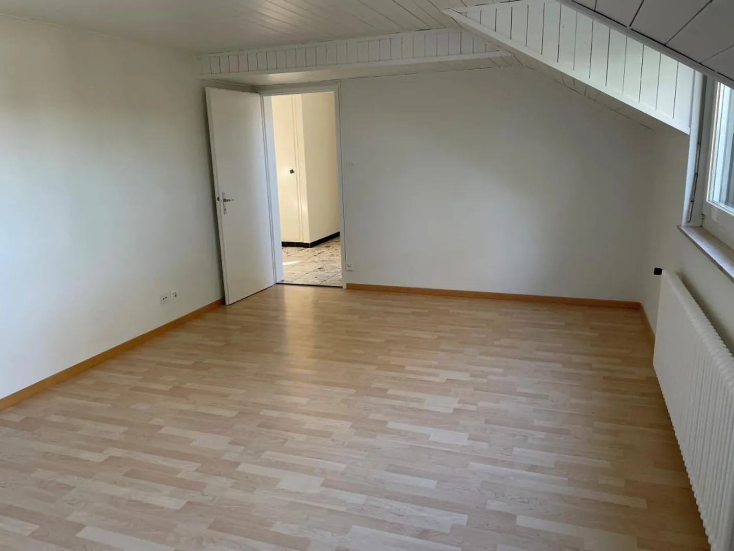 Renovierte Wohnung mit Aussicht - Foto 7 von 14