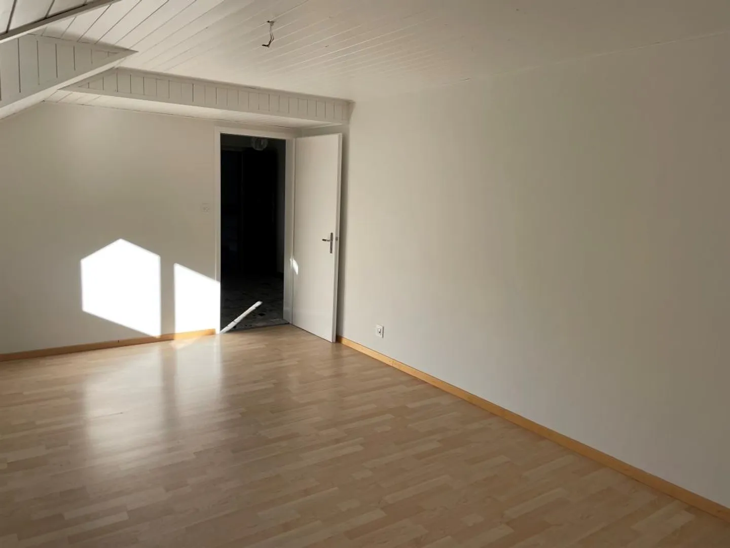 Renovierte Wohnung mit Aussicht - Foto 8 von 14