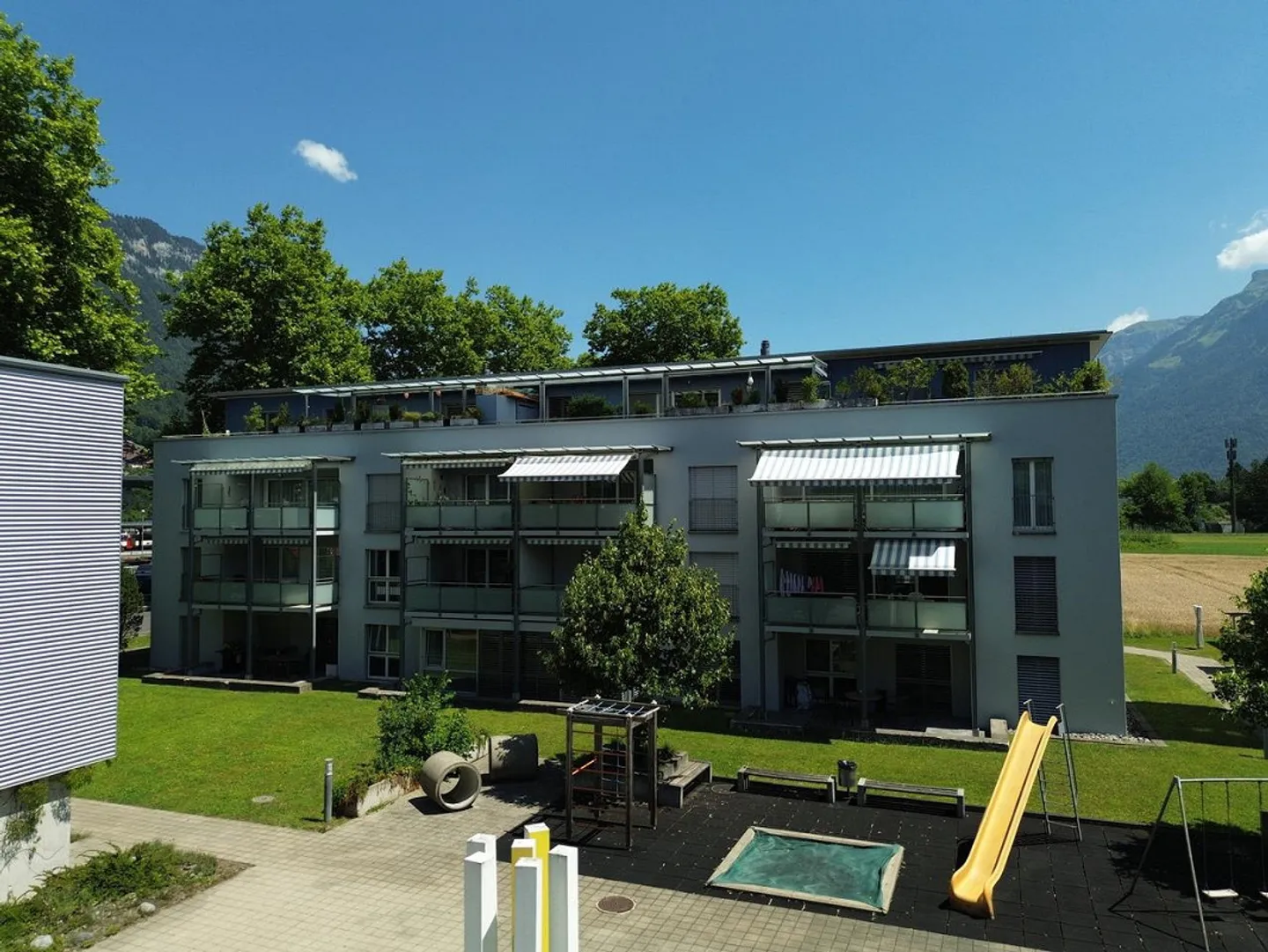 Bright, quiet apartment in ideal proximity to the train station - Photo 4 of 21