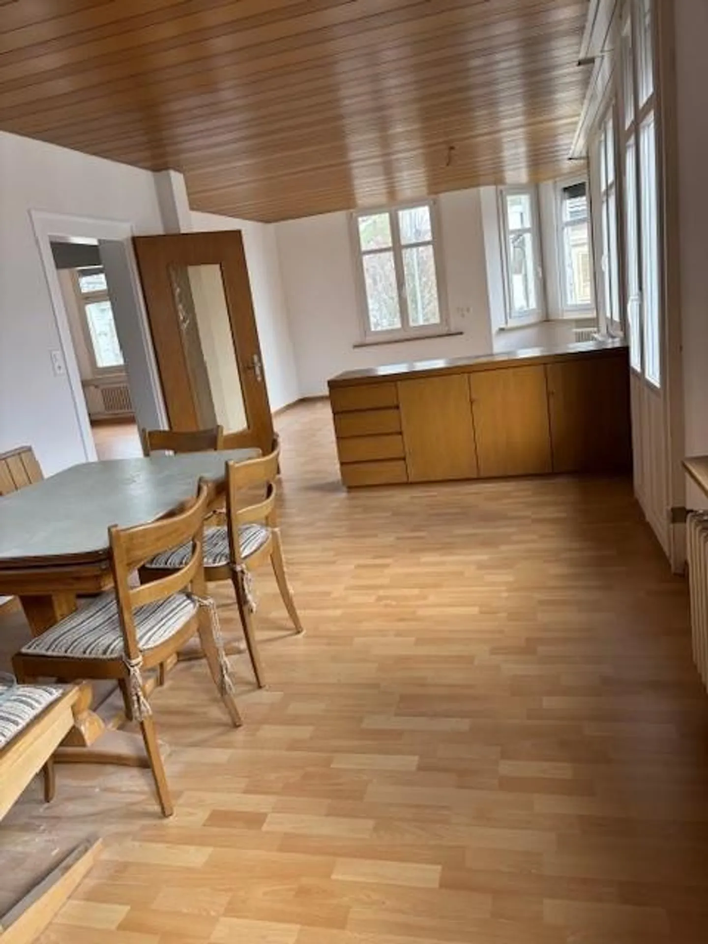 Appartamento ristrutturato in un vecchio edificio - Foto 5 di 6